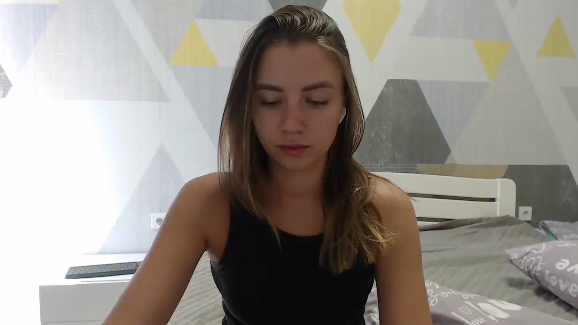Gallery image thumbnail from Sulfate0's myfreecams stream on, 09/02/2025, 10:56 image 15 of 20