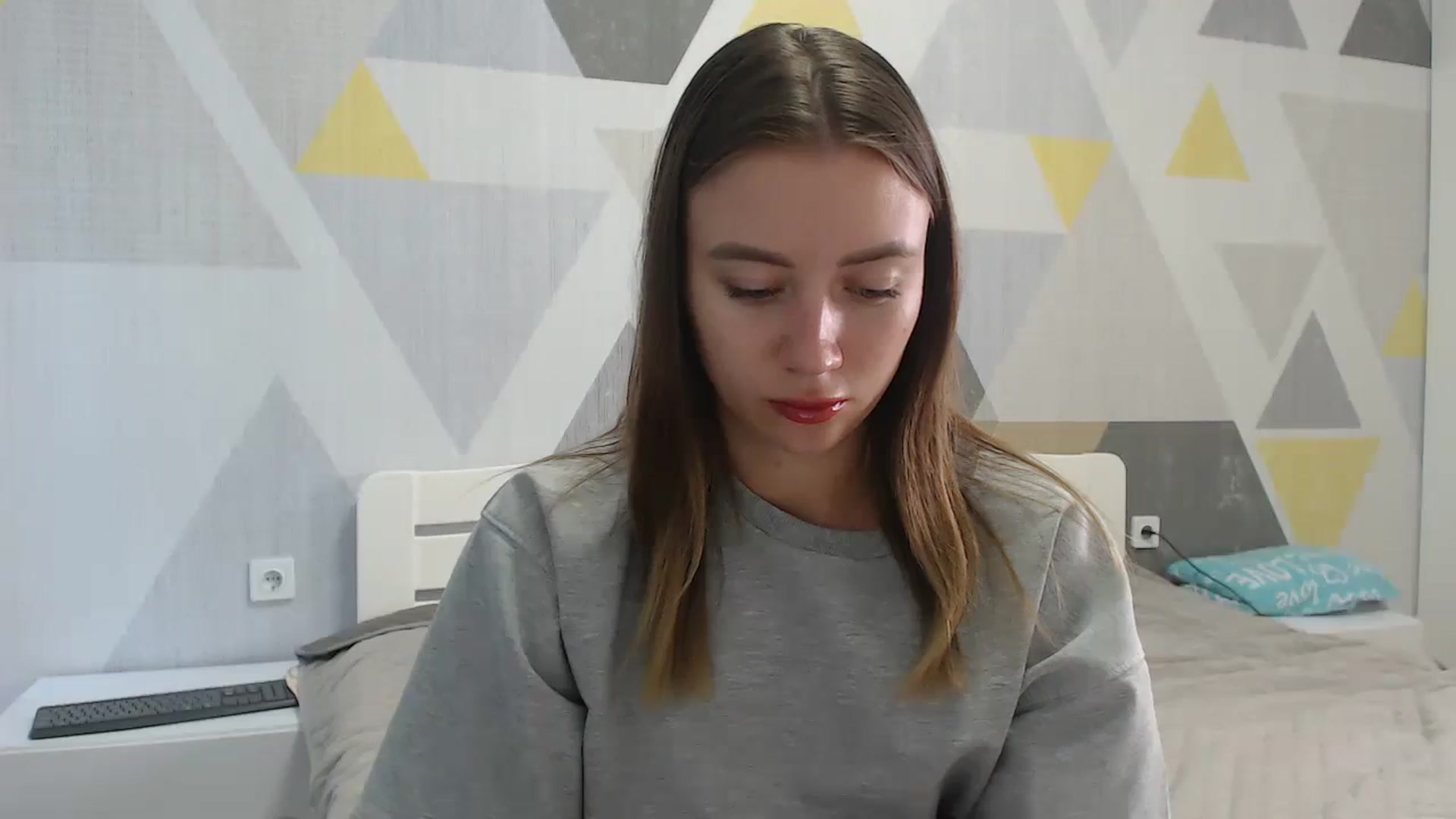 Gallery image thumbnail from Sulfate0's myfreecams stream on, 09/05/2025, 07:02 image 15 of 20