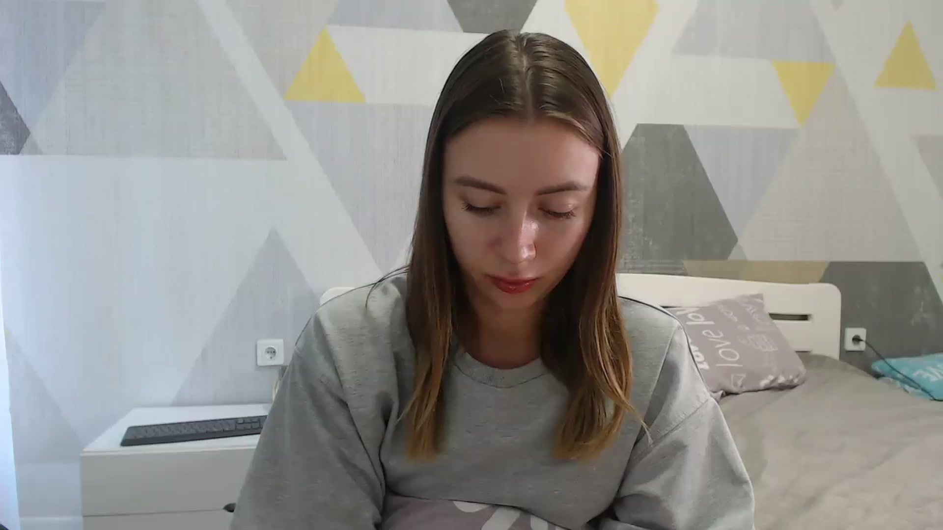 Gallery image thumbnail from Sulfate0's myfreecams stream on, 09/05/2025, 09:14 image 9 of 20
