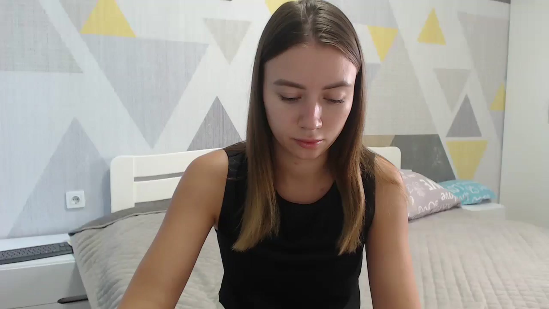 Gallery image thumbnail from Sulfate0's myfreecams stream on, 09/06/2025, 07:23 image 1 of 20