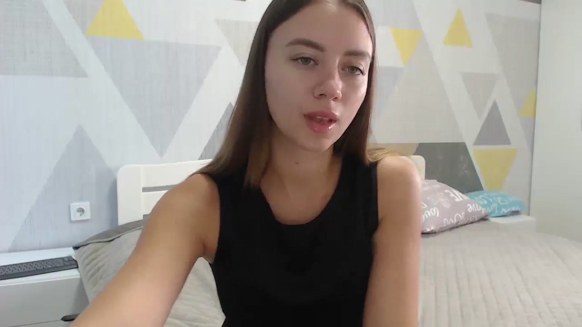 Gallery image thumbnail from Sulfate0's myfreecams stream on, 09/06/2025, 07:23 image 9 of 20
