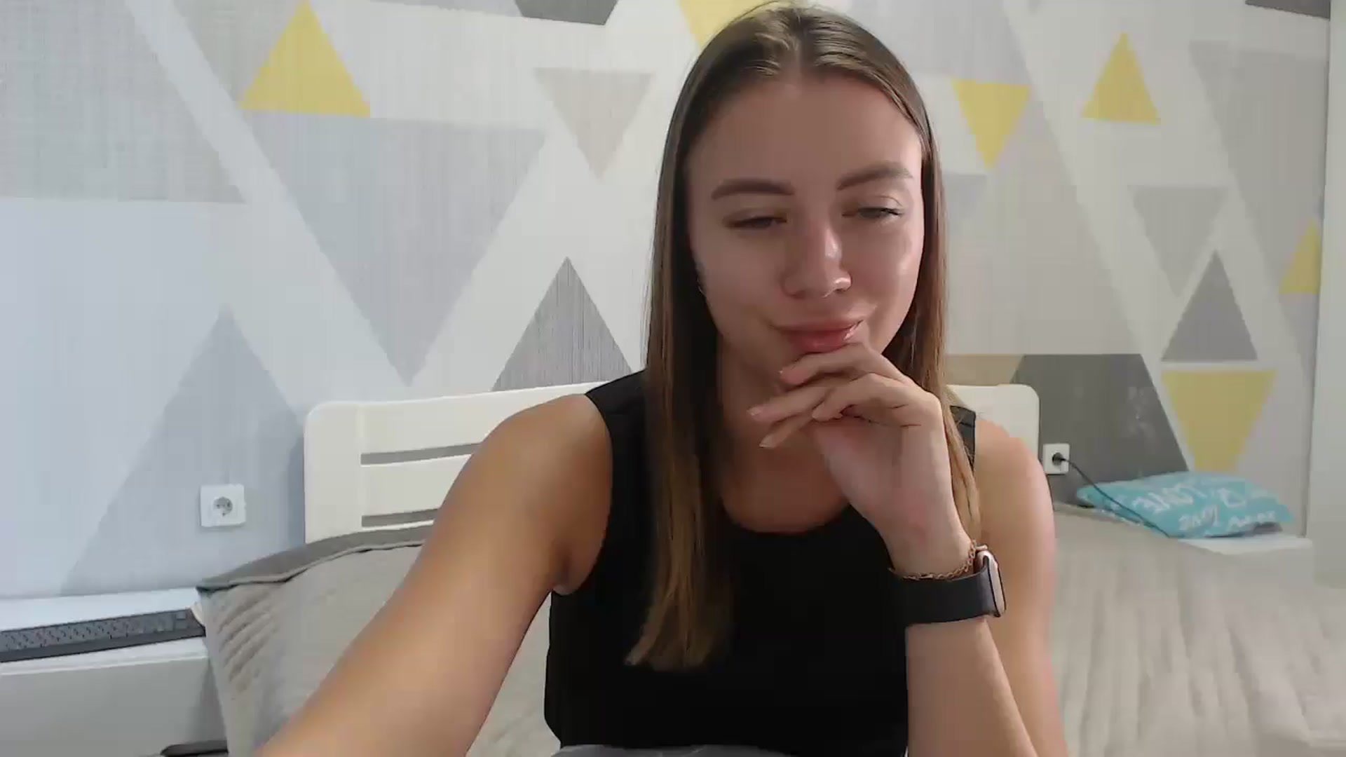 Gallery image thumbnail from Sulfate0's myfreecams stream on, 09/06/2025, 08:32 image 10 of 20