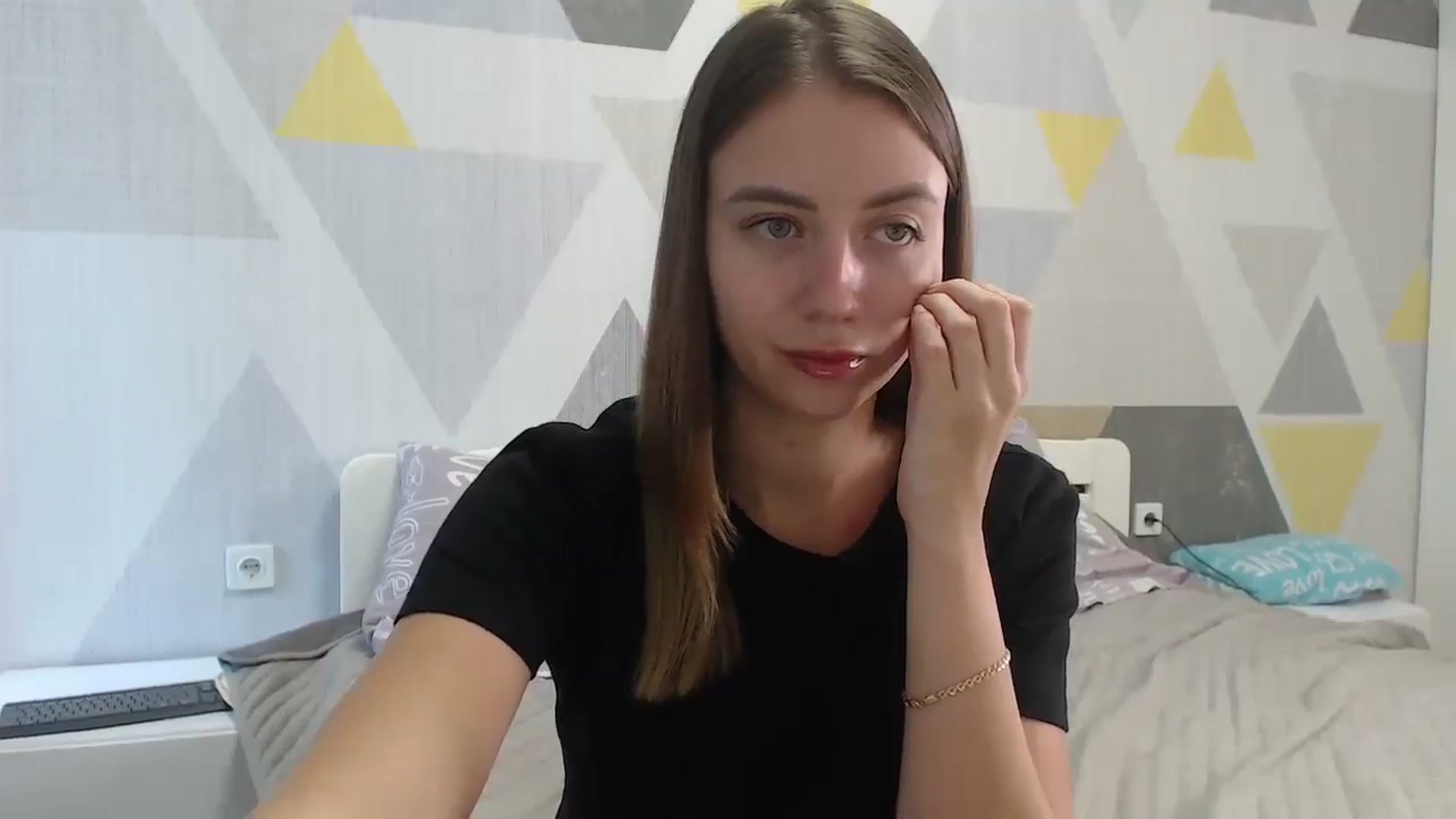 Gallery image thumbnail from Sulfate0's myfreecams stream on, 09/07/2025, 08:27 image 15 of 20