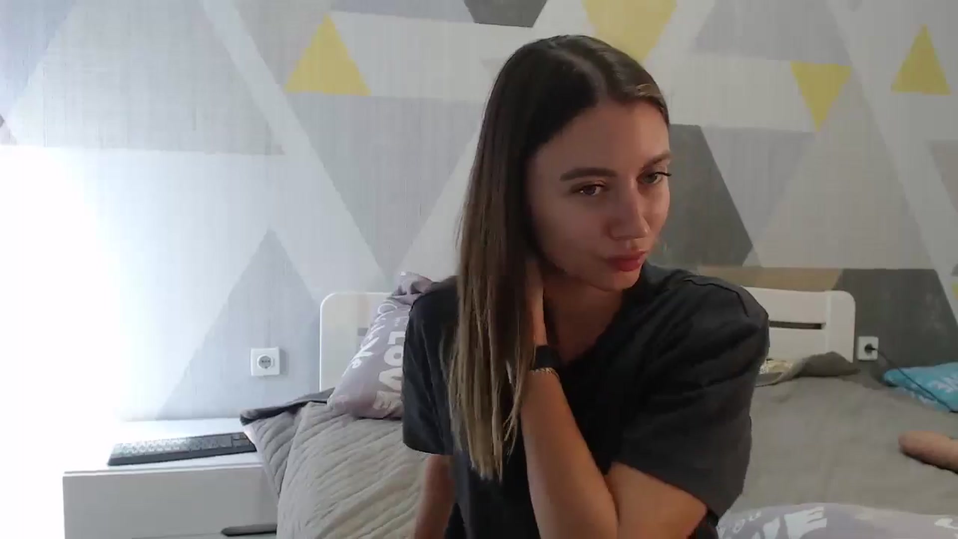 Gallery image thumbnail from Sulfate0's myfreecams stream on, 09/09/2025, 10:34 image 9 of 20