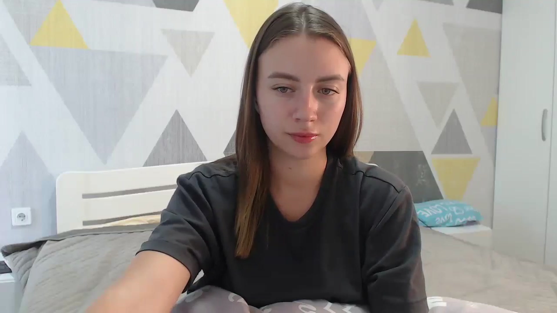 Gallery image thumbnail from Sulfate0's myfreecams stream on, 09/09/2025, 12:13 image 7 of 20