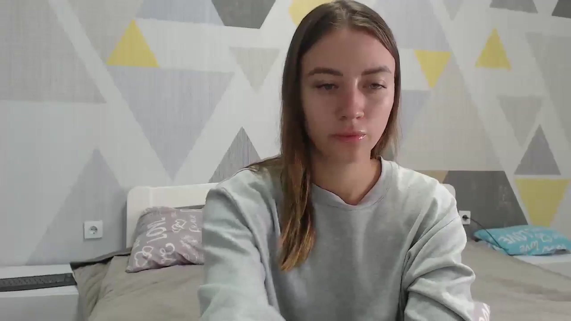 Gallery image thumbnail from Sulfate0's myfreecams stream on, 09/10/2025, 07:25 image 9 of 20
