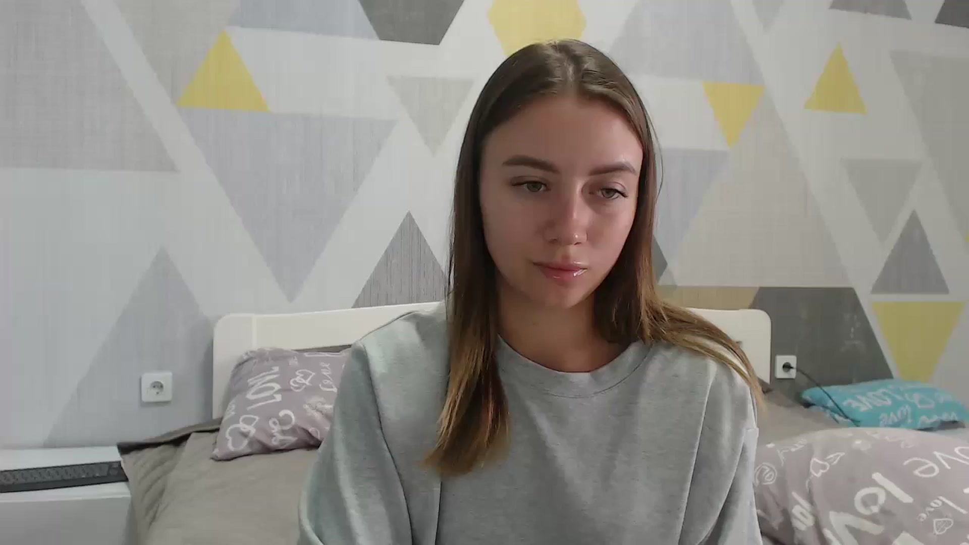 Gallery image thumbnail from Sulfate0's myfreecams stream on, 09/10/2025, 07:49 image 15 of 20