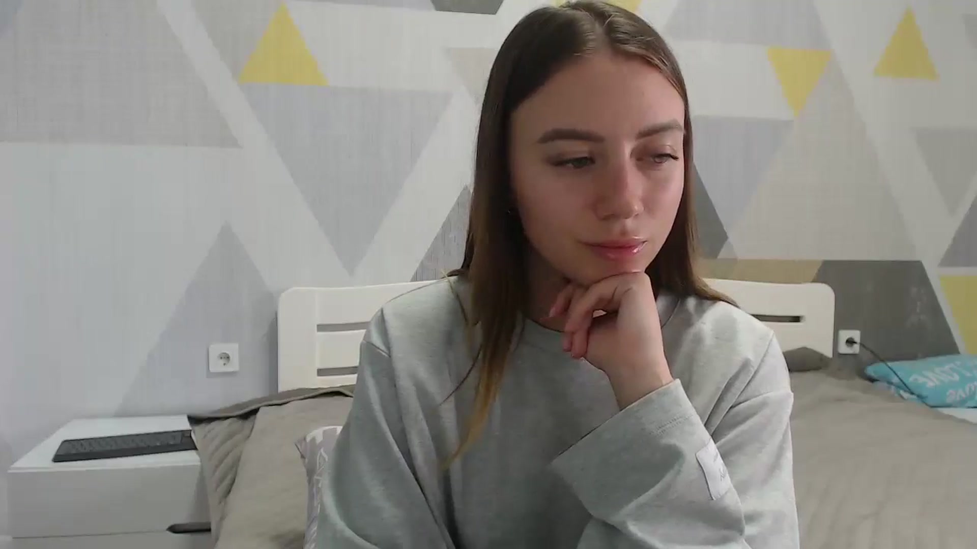 Gallery image thumbnail from Sulfate0's myfreecams stream on, 09/10/2025, 10:45 image 8 of 20