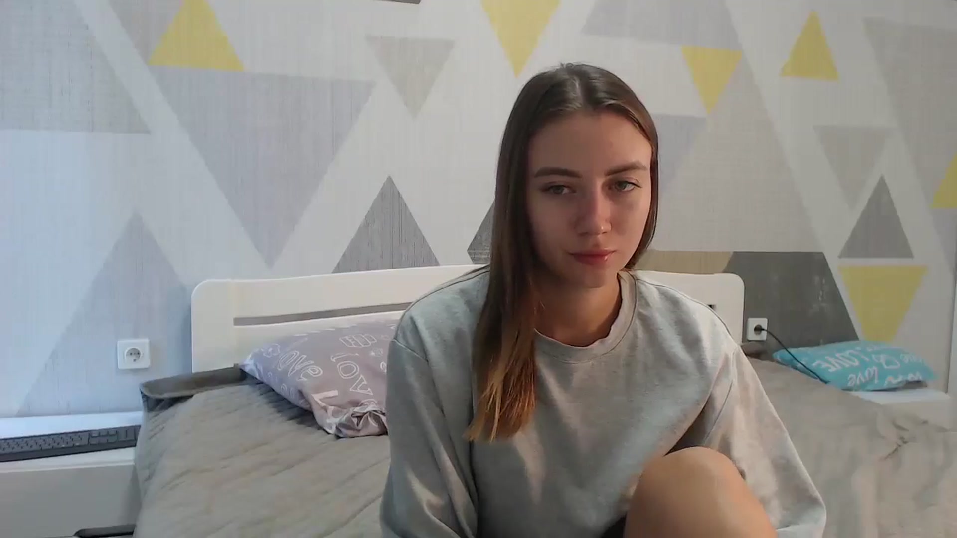 Gallery image thumbnail from Sulfate0's myfreecams stream on, 09/11/2025, 08:17 image 2 of 20