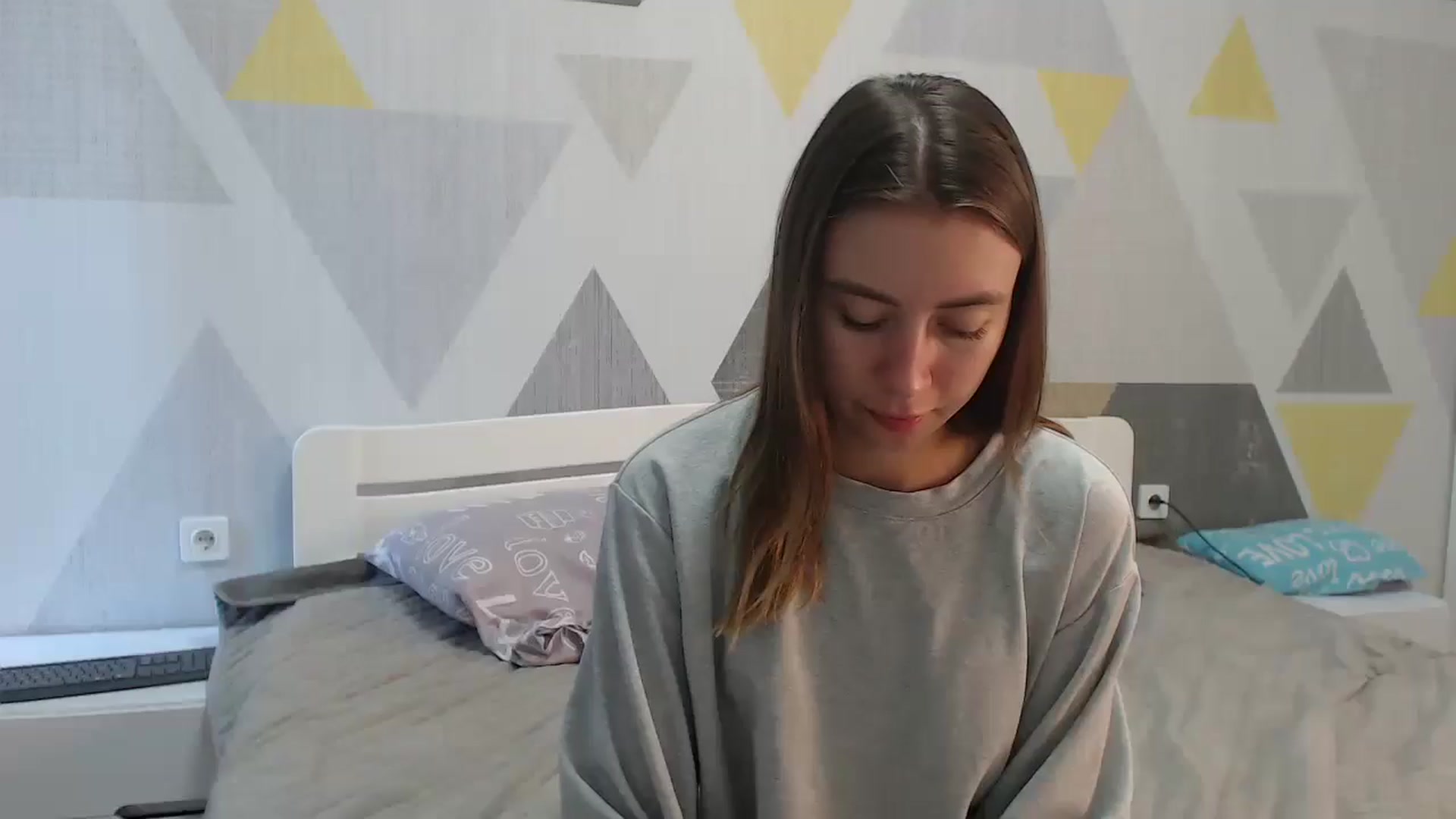 Gallery image thumbnail from Sulfate0's myfreecams stream on, 09/11/2025, 08:17 image 10 of 20