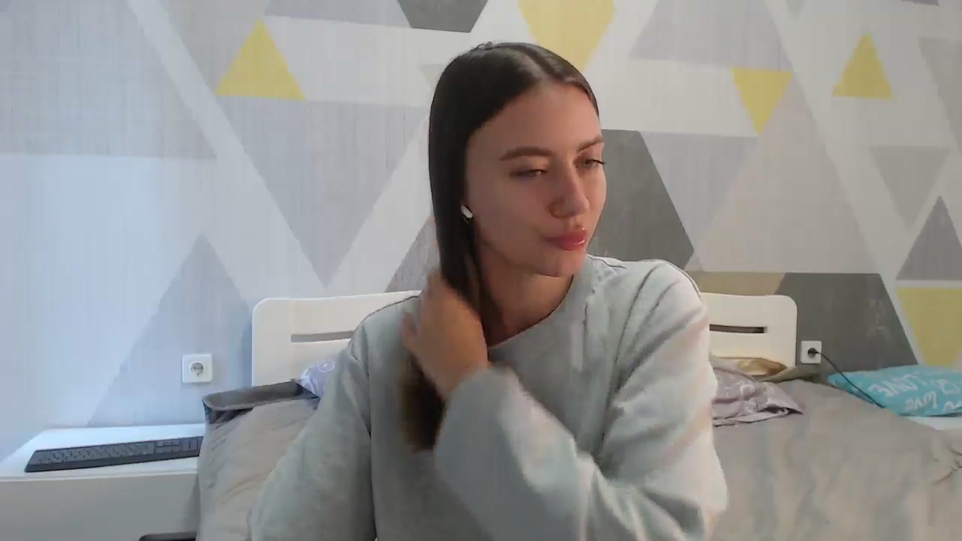 Gallery image thumbnail from Sulfate0's myfreecams stream on, 09/11/2025, 08:38 image 3 of 20