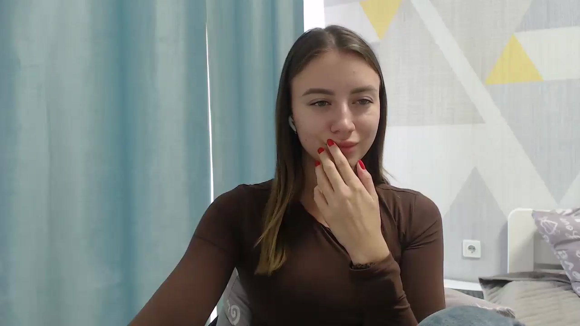 Gallery image thumbnail from Sulfate0's myfreecams stream on, 09/12/2025, 11:30 image 12 of 20