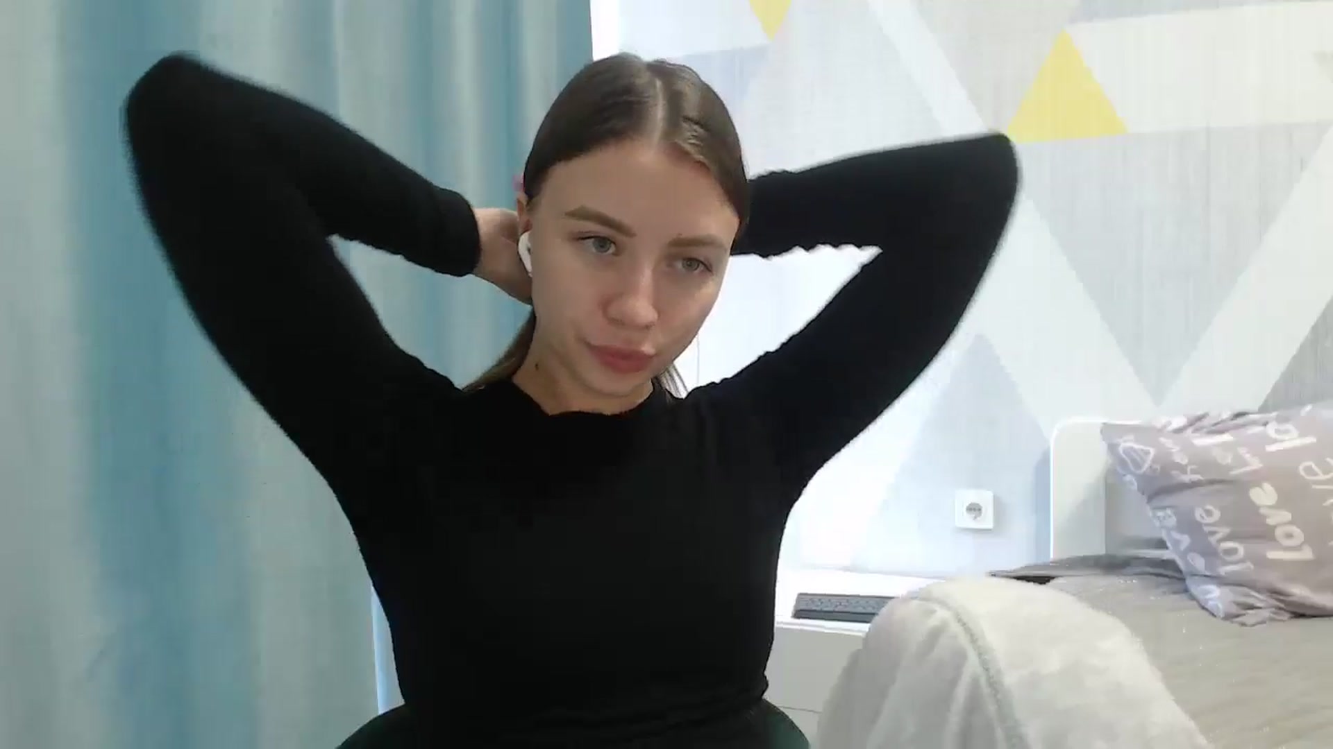 Gallery image thumbnail from Sulfate0's myfreecams stream on, 09/13/2025, 08:44 image 9 of 20