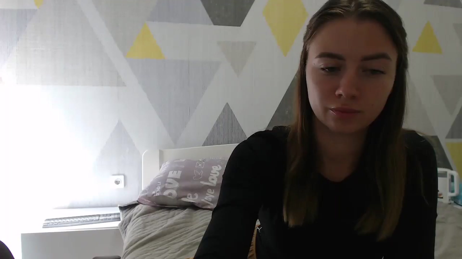 Gallery image thumbnail from Sulfate0's myfreecams stream on, 09/16/2025, 10:03 image 16 of 20