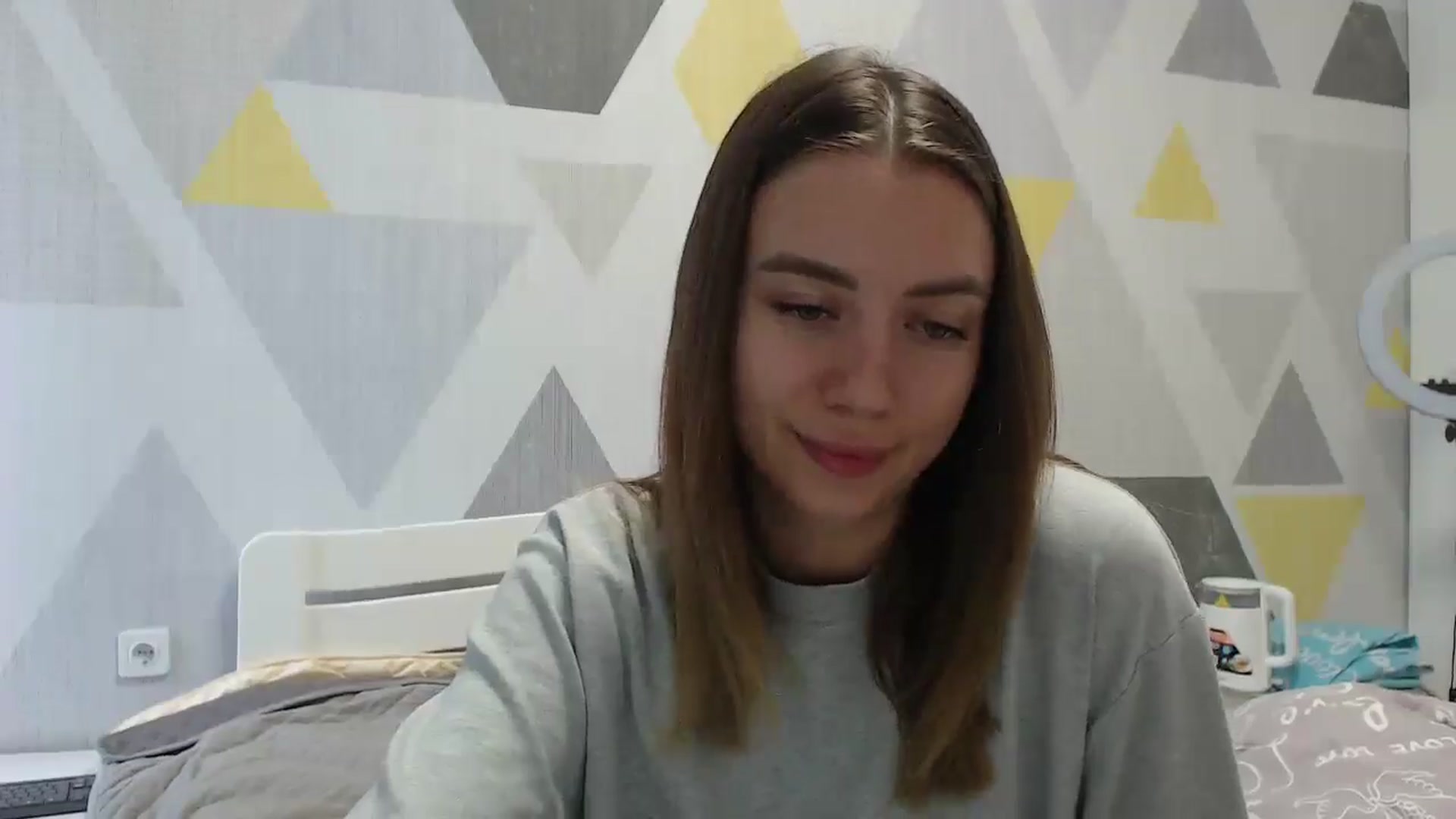 Gallery image thumbnail from Sulfate0's myfreecams stream on, 09/18/2025, 08:22 image 18 of 20