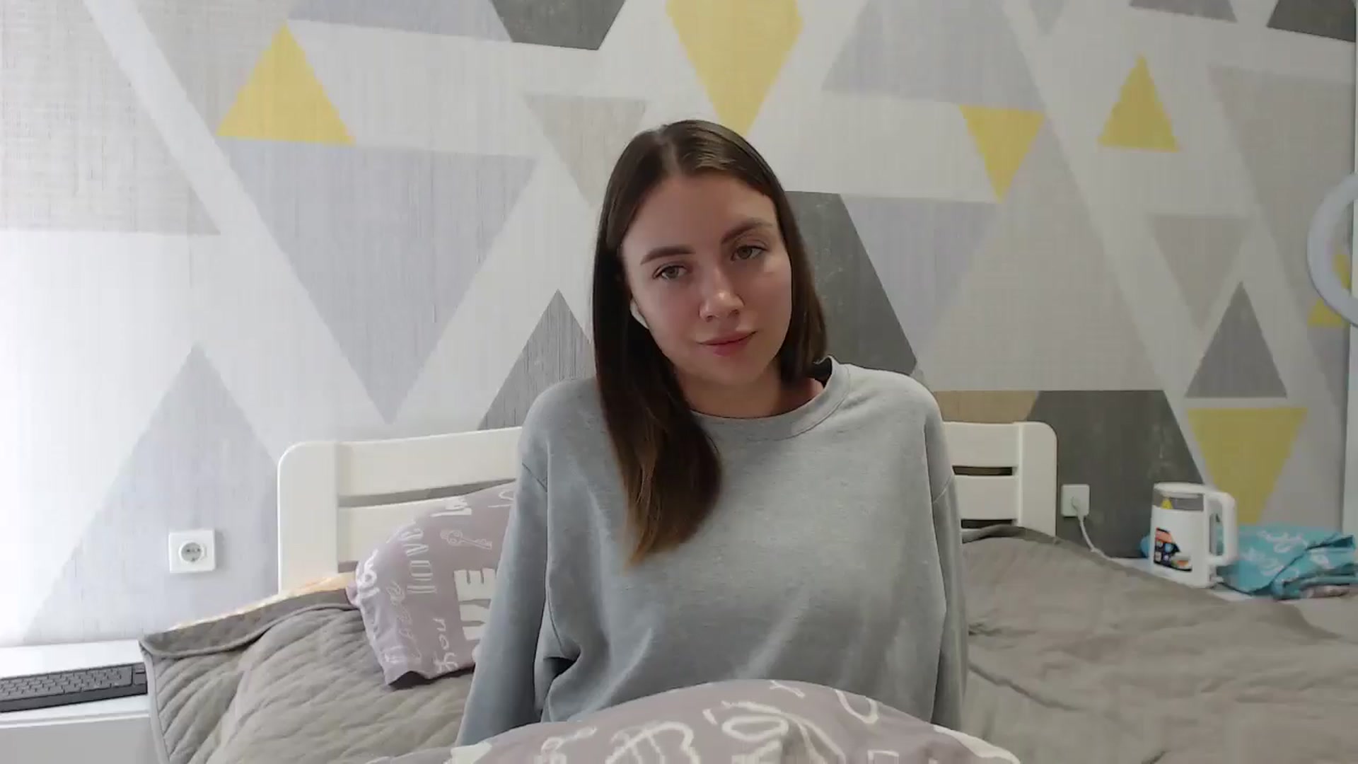 Gallery image thumbnail from Sulfate0's myfreecams stream on, 09/18/2025, 11:43 image 7 of 20