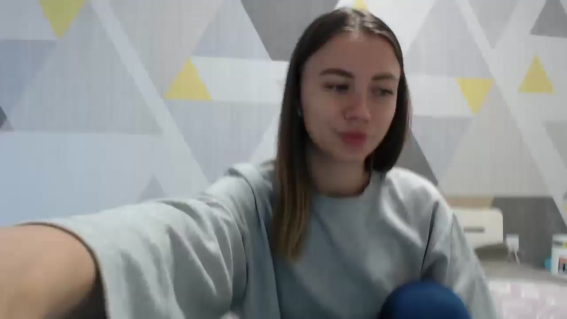 Gallery image thumbnail from Sulfate0's myfreecams stream on, 10/02/2025, 08:15 image 4 of 20
