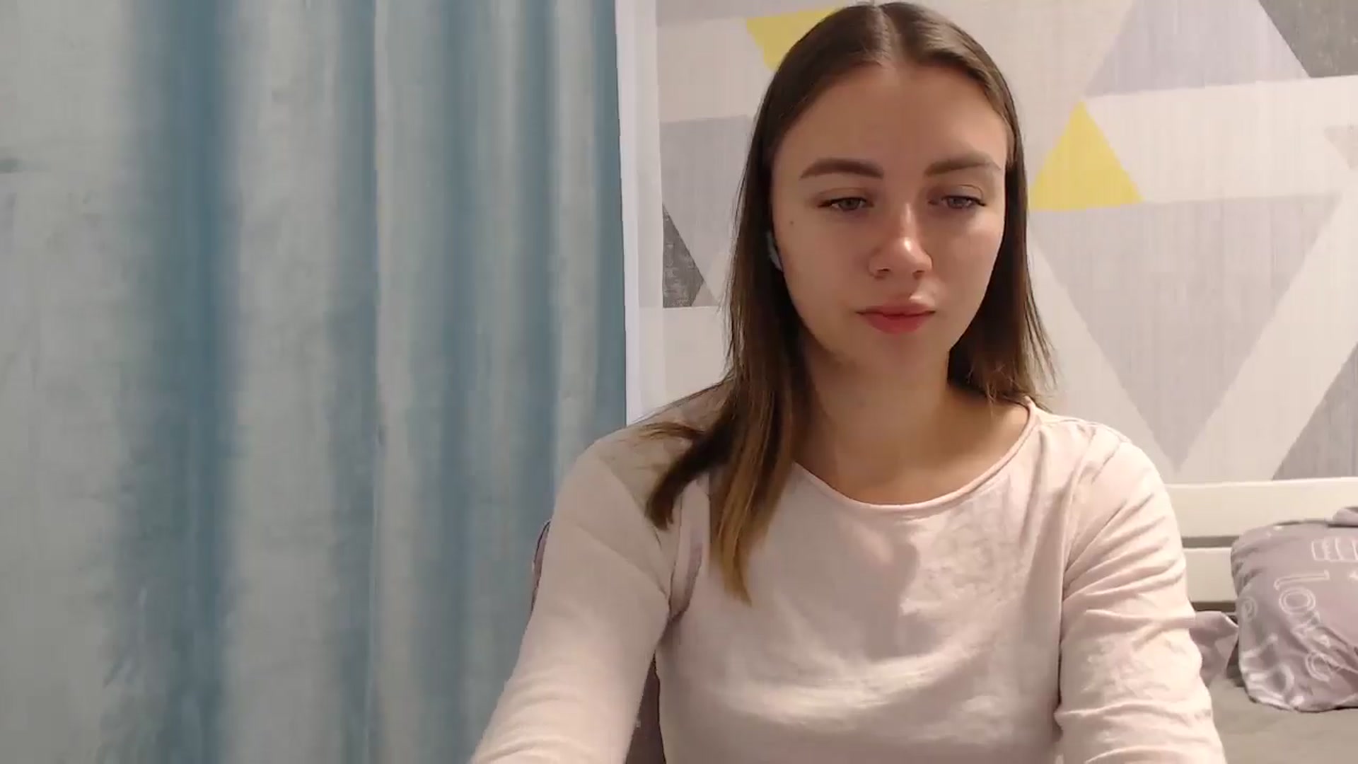 Gallery image thumbnail from Sulfate0's myfreecams stream on, 10/04/2025, 07:43 image 8 of 20