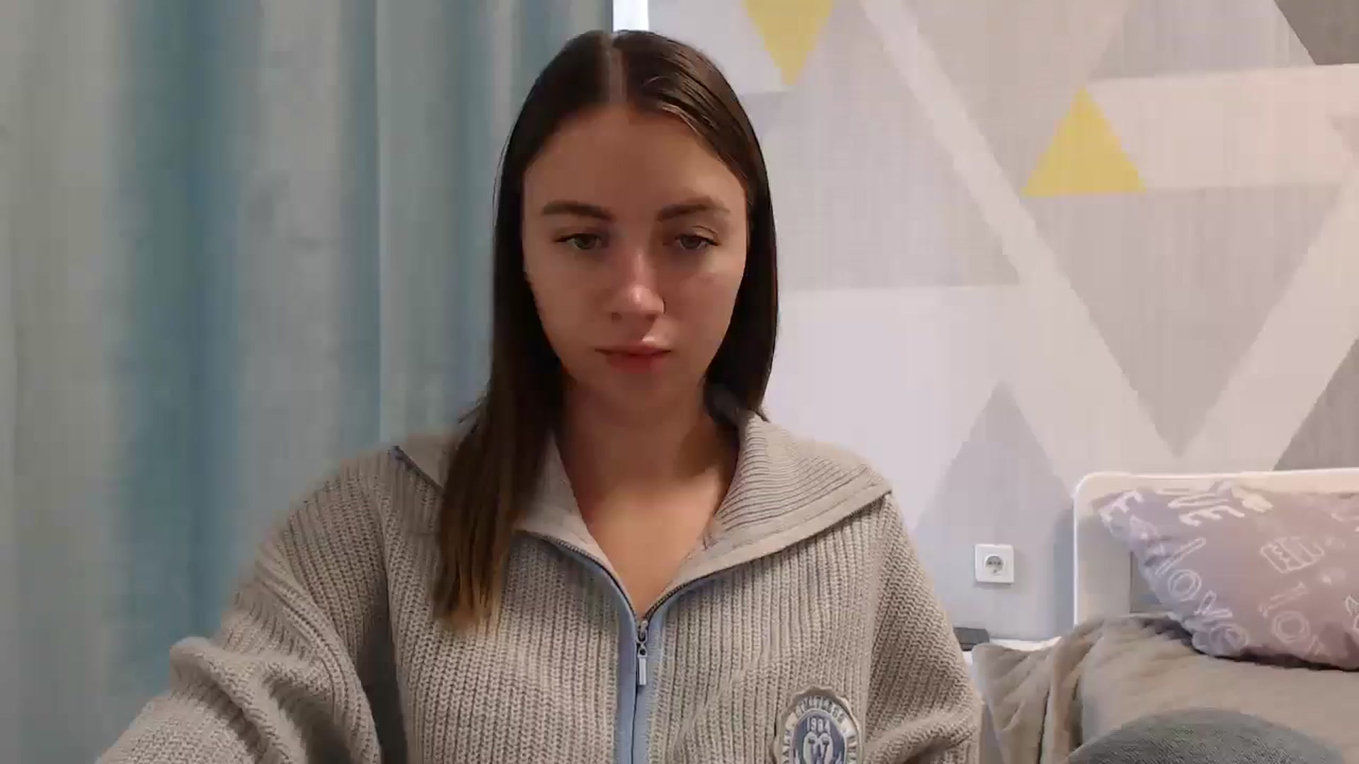 Gallery image thumbnail from Sulfate0's myfreecams stream on, 10/06/2025, 10:25 image 15 of 20