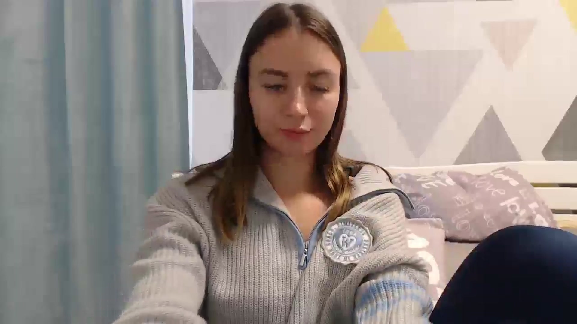 Gallery image thumbnail from Sulfate0's myfreecams stream on, 10/08/2025, 11:58 image 15 of 20