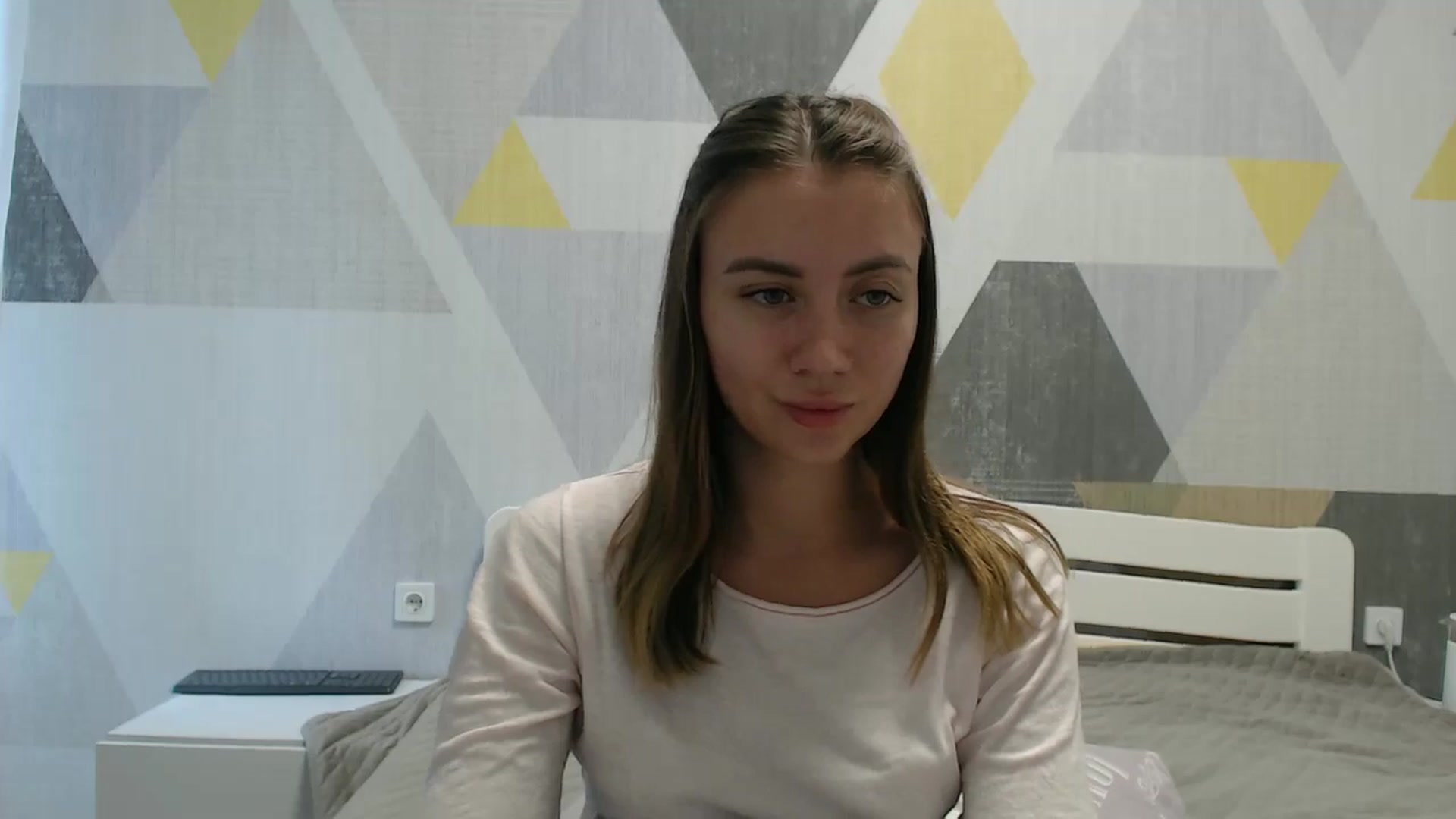 Gallery image thumbnail from Sulfate0's myfreecams stream on, 10/09/2025, 12:08 image 14 of 20