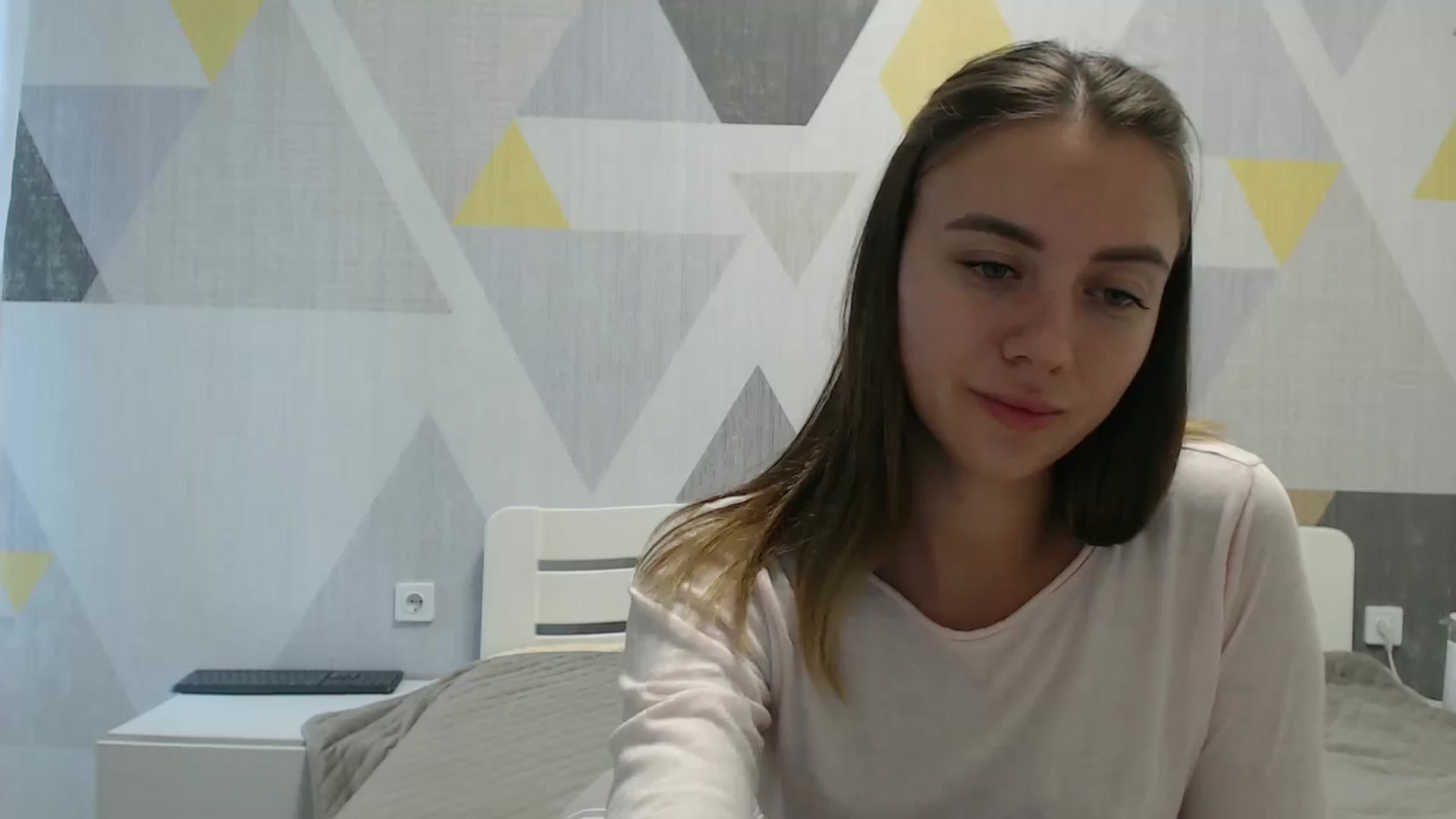 Gallery image thumbnail from Sulfate0's myfreecams stream on, 10/09/2025, 12:08 image 16 of 20