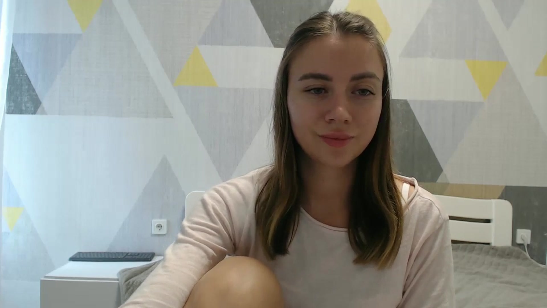 Gallery image thumbnail from Sulfate0's myfreecams stream on, 10/09/2025, 12:08 image 3 of 20