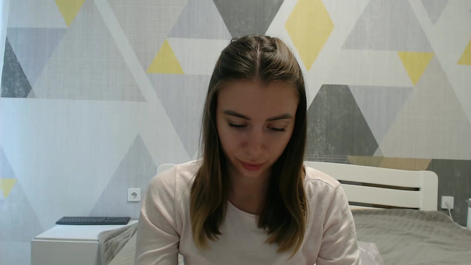 Gallery image thumbnail from Sulfate0's myfreecams stream on, 10/09/2025, 12:08 image 12 of 20