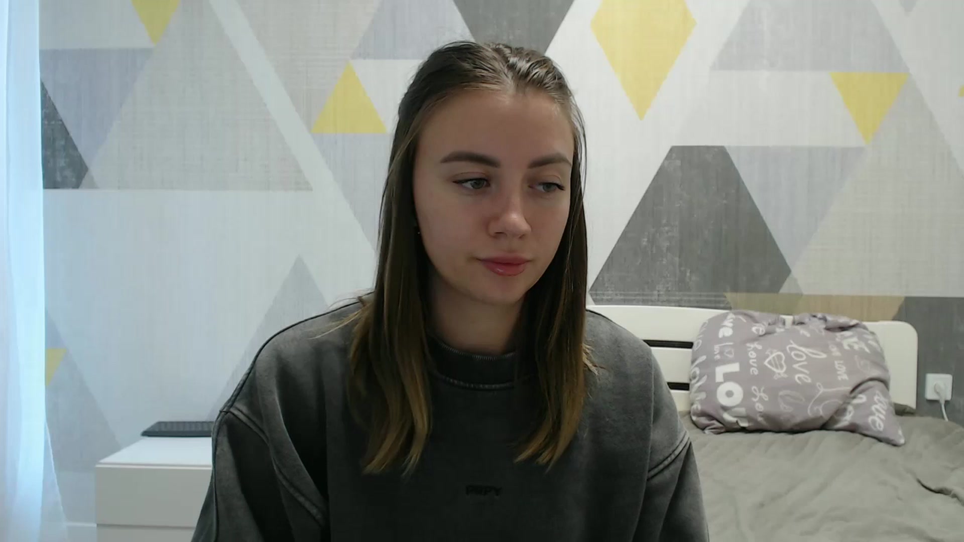Gallery image thumbnail from Sulfate0's myfreecams stream on, 10/11/2025, 11:08 image 18 of 20