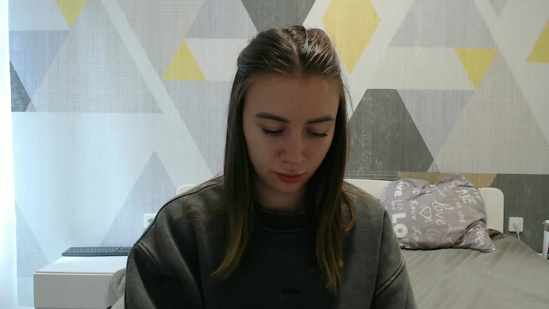 Gallery image thumbnail from Sulfate0's myfreecams stream on, 10/11/2025, 11:08 image 1 of 20