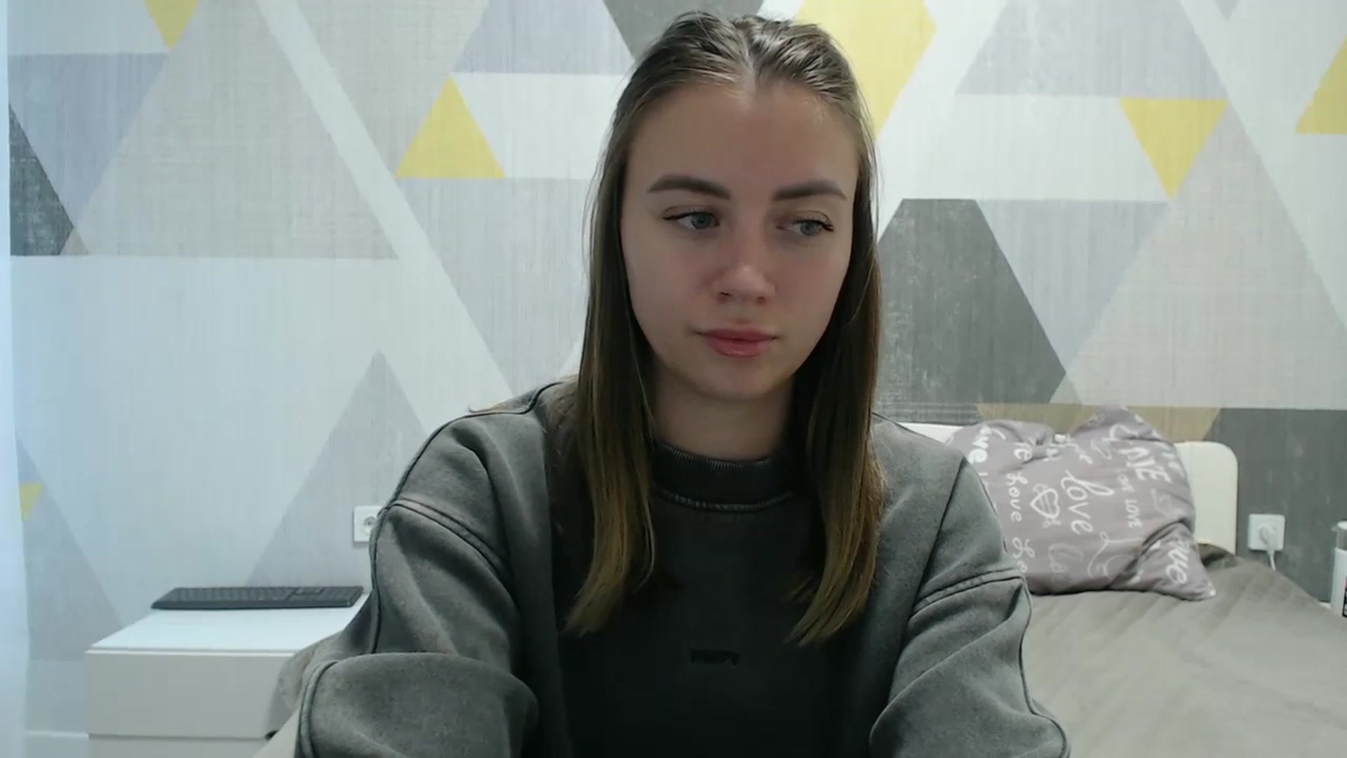 Gallery image thumbnail from Sulfate0's myfreecams stream on, 10/11/2025, 11:08 image 14 of 20