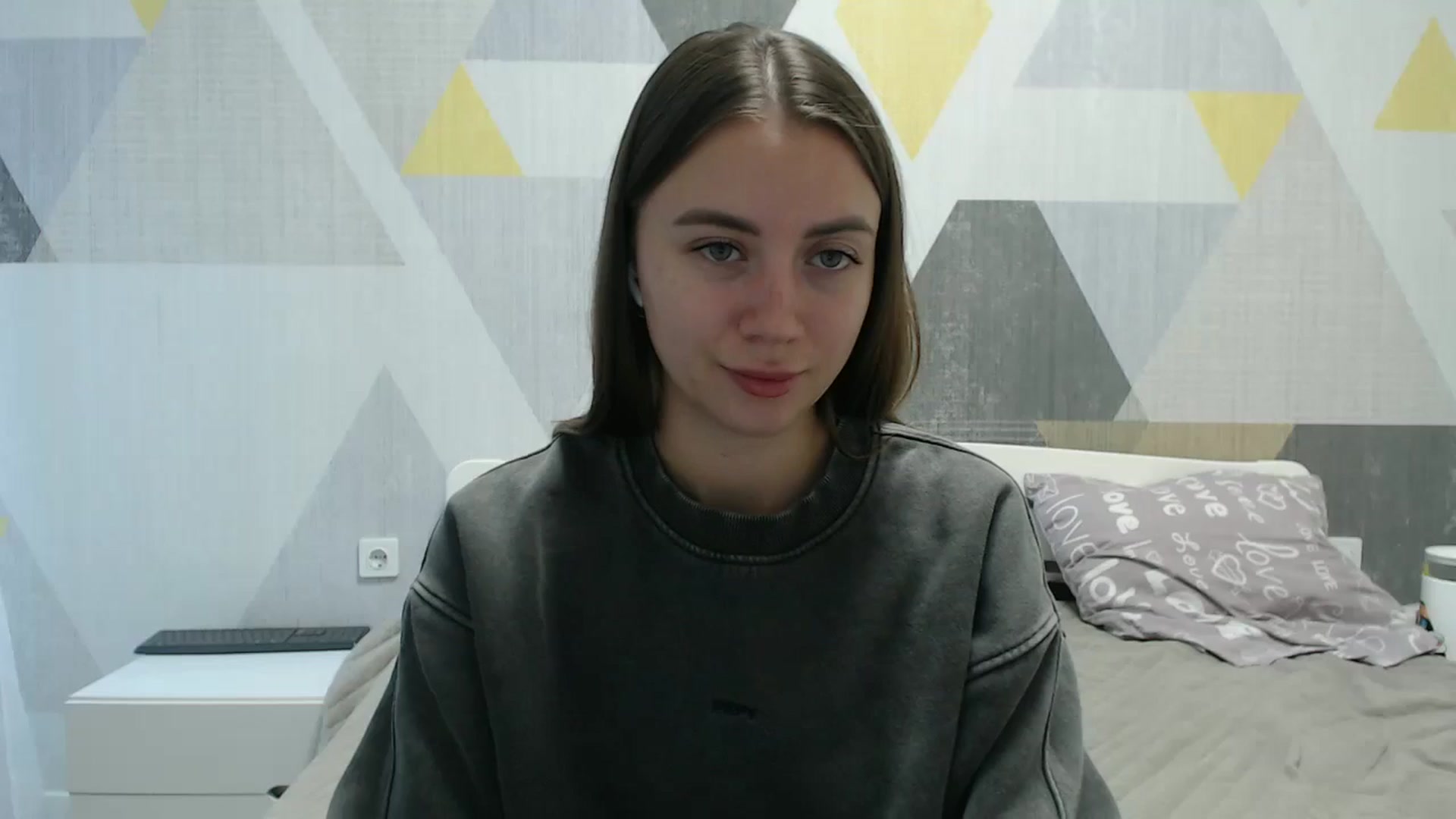 Gallery image thumbnail from Sulfate0's myfreecams stream on, 10/12/2025, 09:59 image 2 of 20