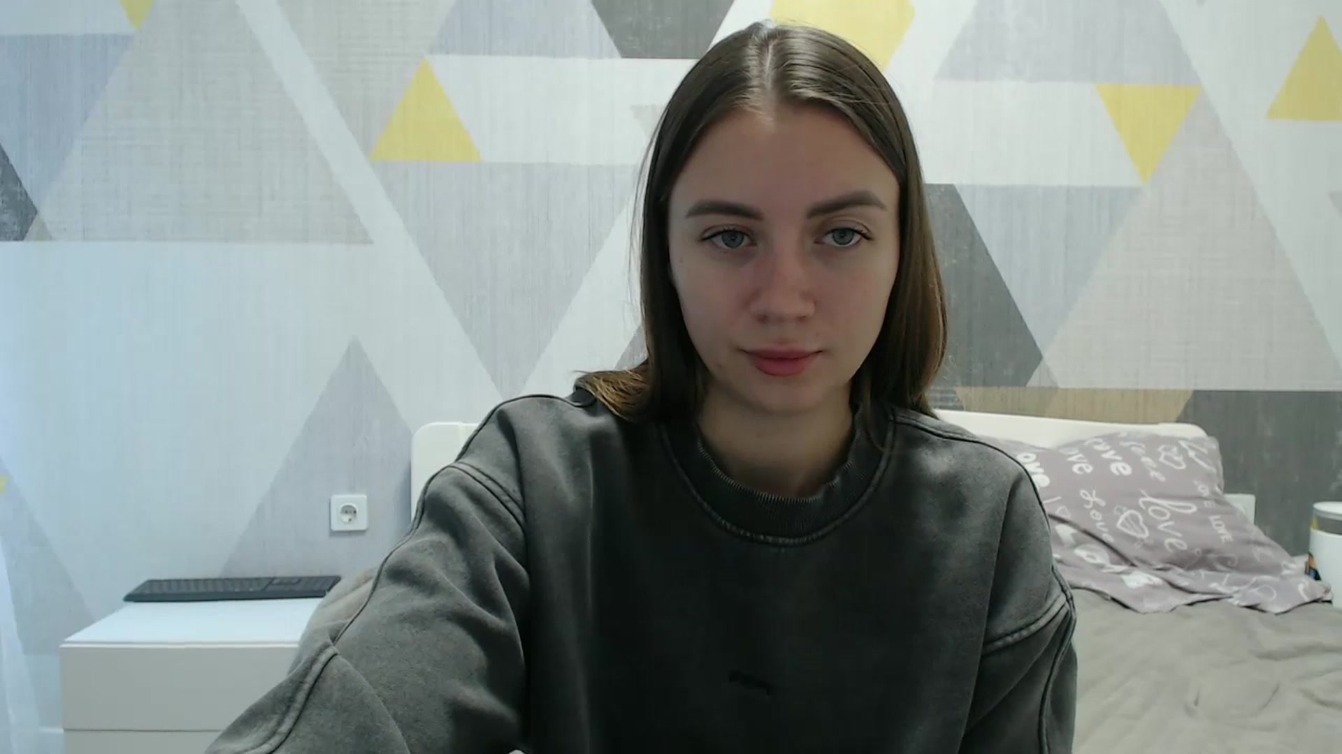 Gallery image thumbnail from Sulfate0's myfreecams stream on, 10/12/2025, 09:59 image 3 of 20