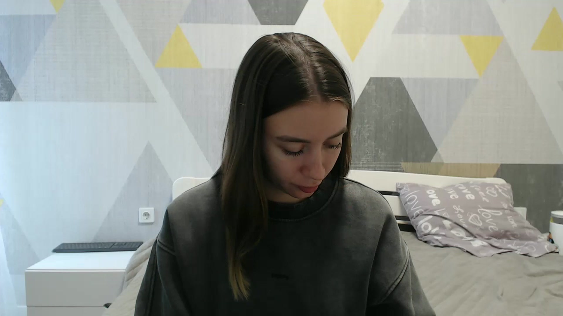 Gallery image thumbnail from Sulfate0's myfreecams stream on, 10/12/2025, 09:59 image 6 of 20