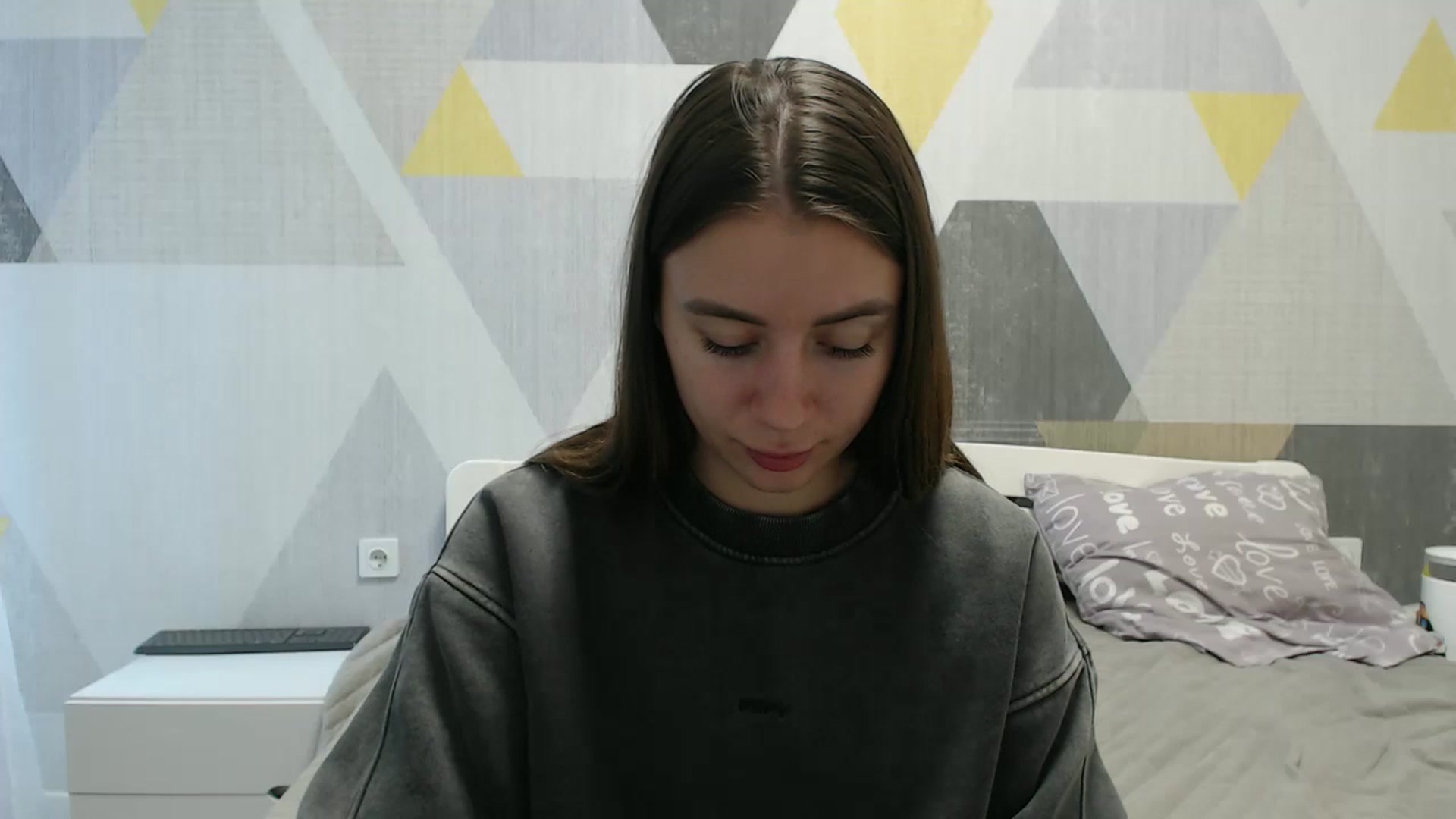 Gallery image thumbnail from Sulfate0's myfreecams stream on, 10/12/2025, 09:59 image 13 of 20