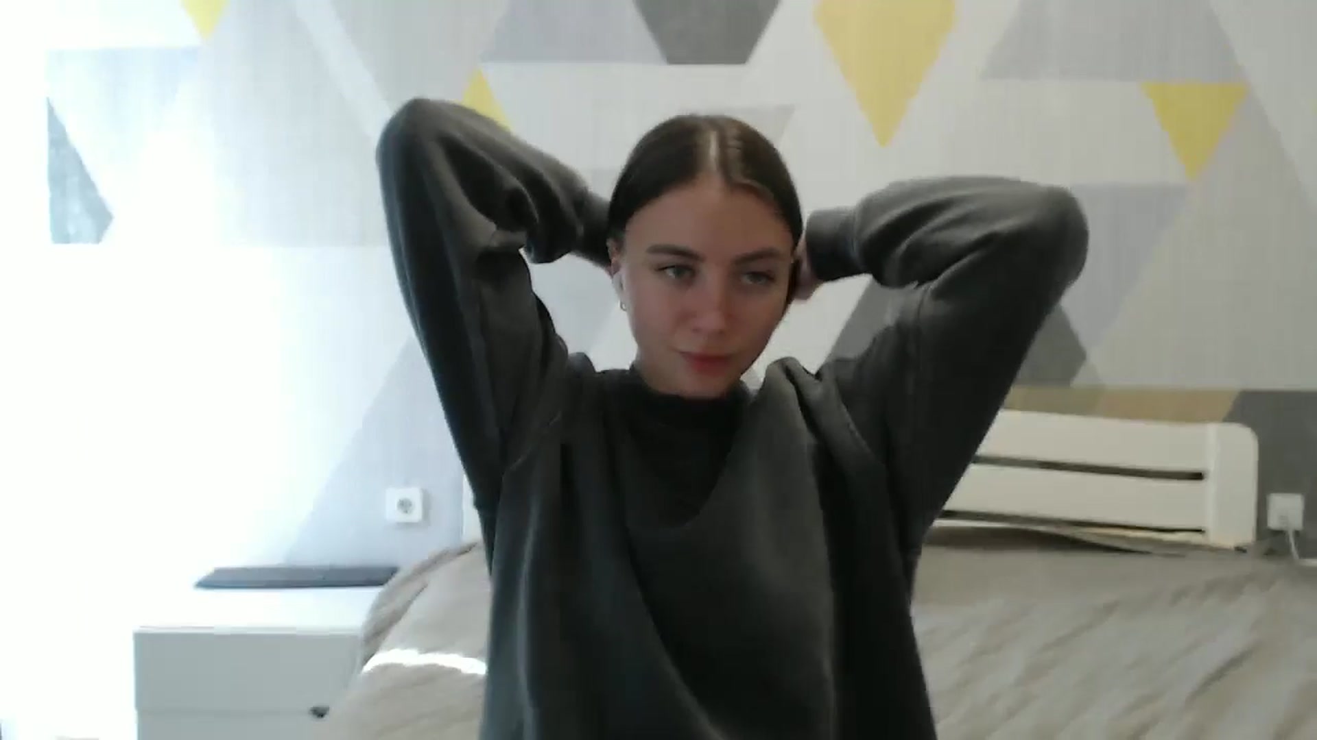 Gallery image thumbnail from Sulfate0's myfreecams stream on, 10/12/2025, 11:26 image 18 of 20
