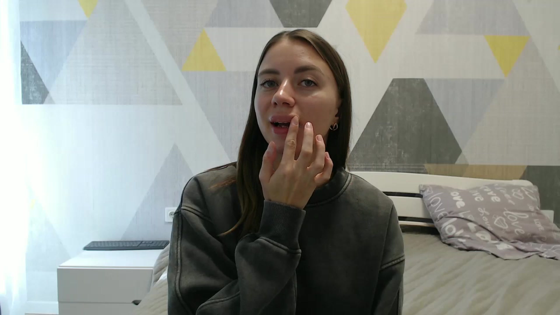 Gallery image thumbnail from Sulfate0's myfreecams stream on, 10/12/2025, 11:26 image 13 of 20