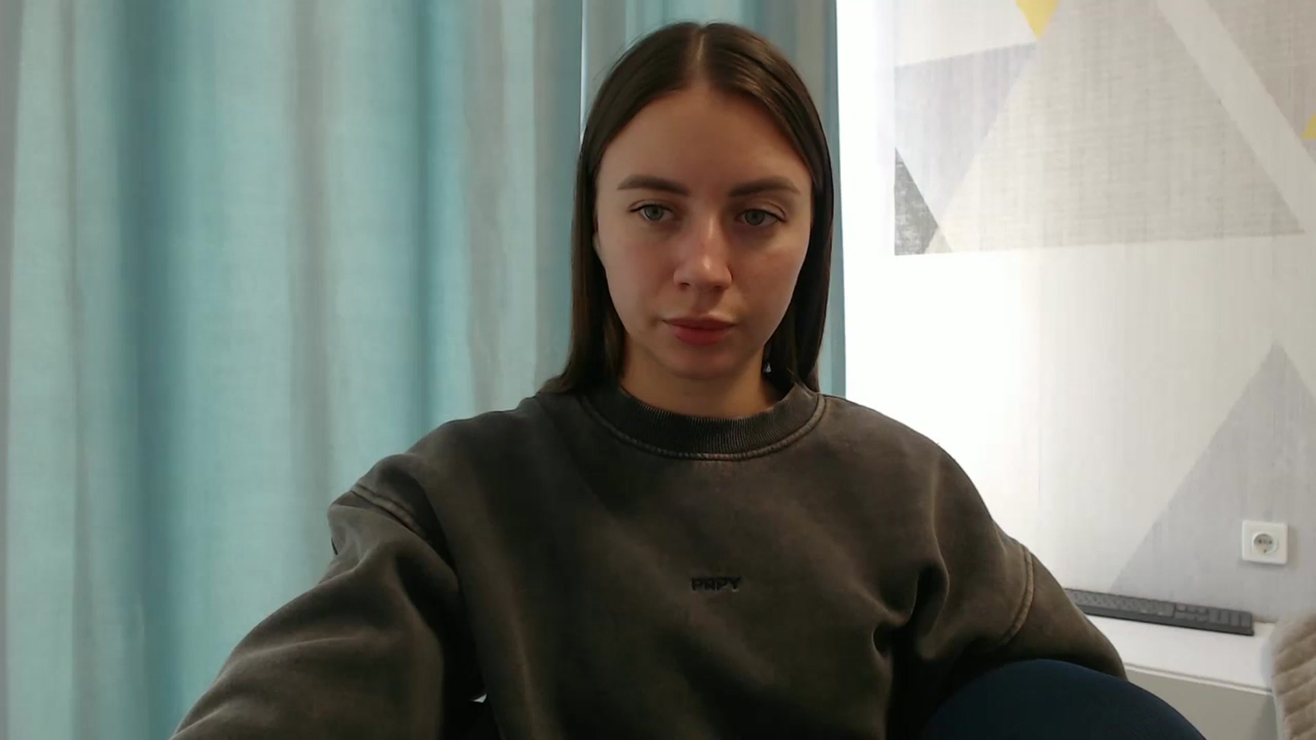 Gallery image thumbnail from Sulfate0's myfreecams stream on, 10/12/2025, 12:09 image 15 of 20