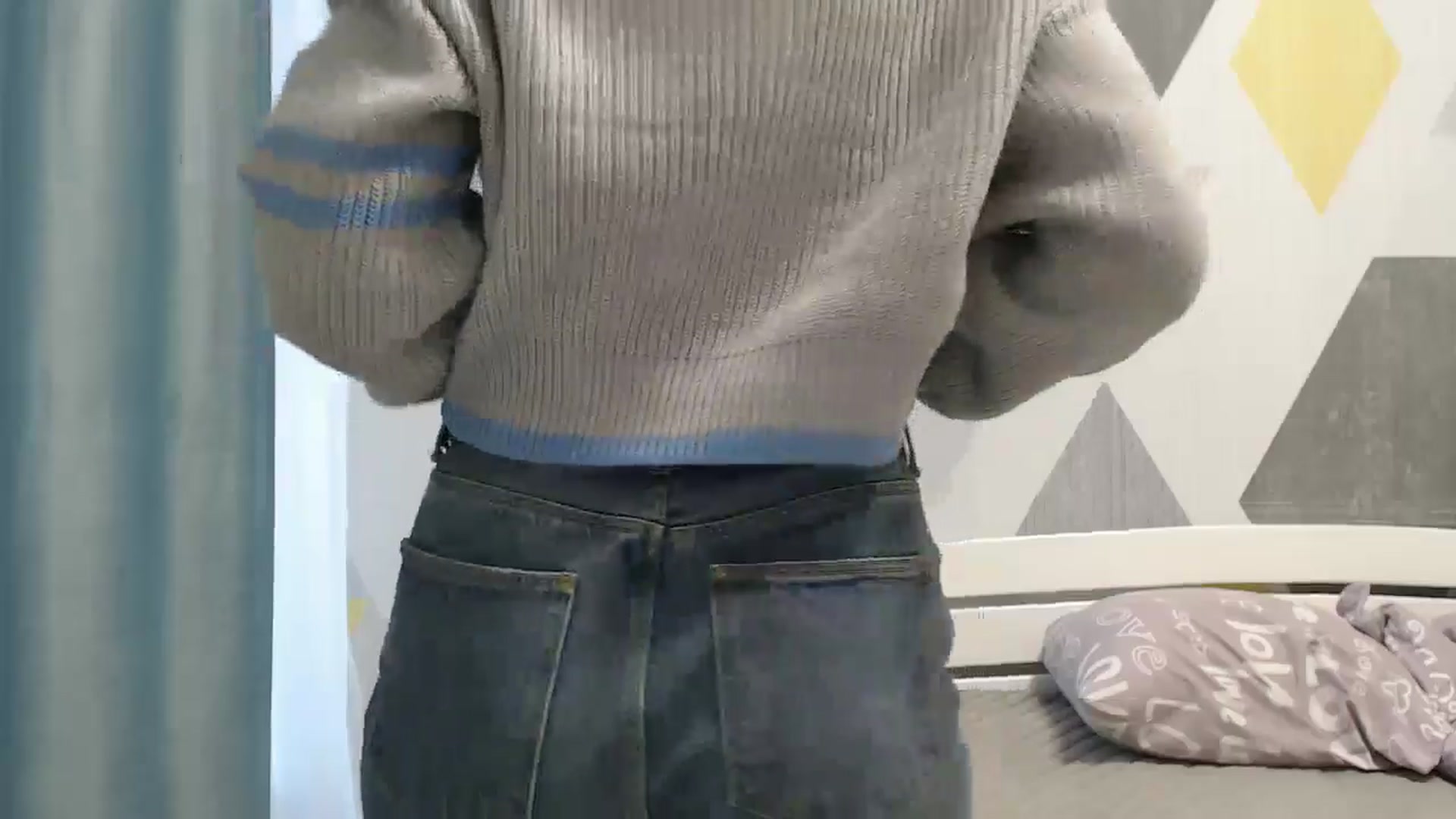 Gallery image thumbnail from Sulfate0's myfreecams stream on, 10/13/2025, 09:42 image 18 of 20