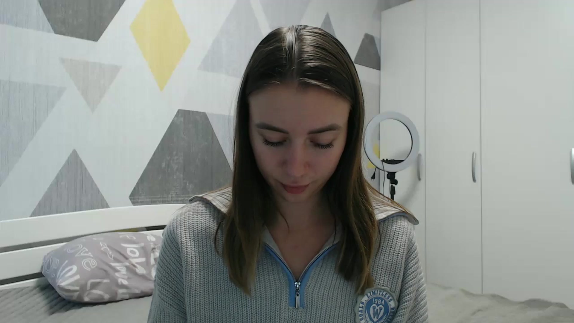 Gallery image thumbnail from Sulfate0's myfreecams stream on, 10/13/2025, 09:42 image 6 of 20