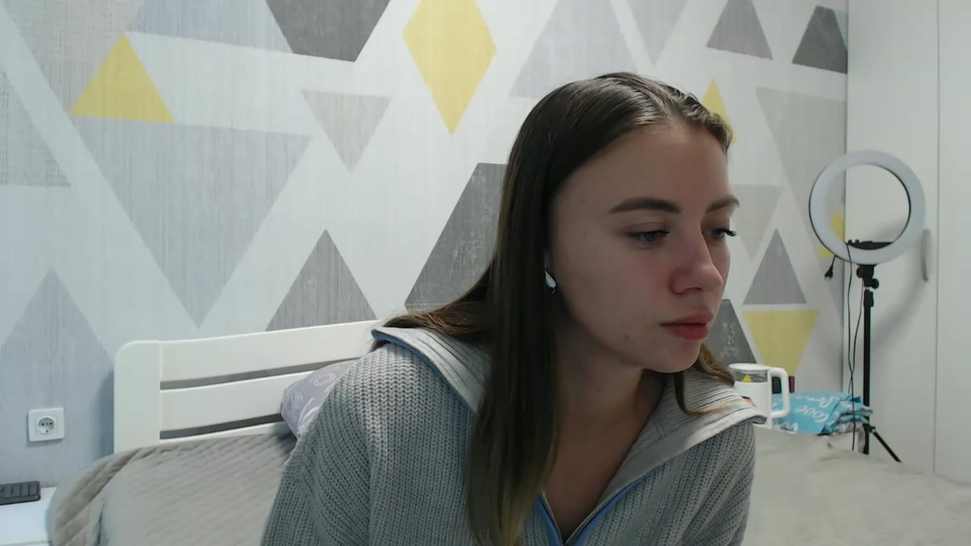 Gallery image thumbnail from Sulfate0's myfreecams stream on, 10/13/2025, 09:42 image 3 of 20