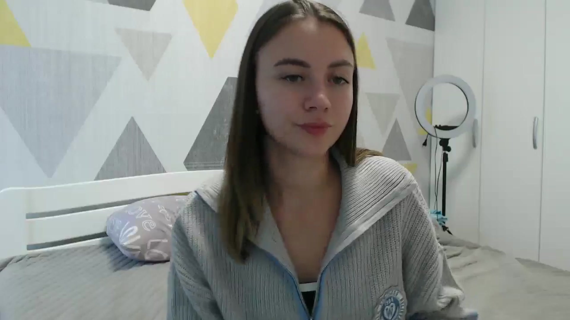 Gallery image thumbnail from Sulfate0's myfreecams stream on, 10/13/2025, 10:16 image 20 of 20