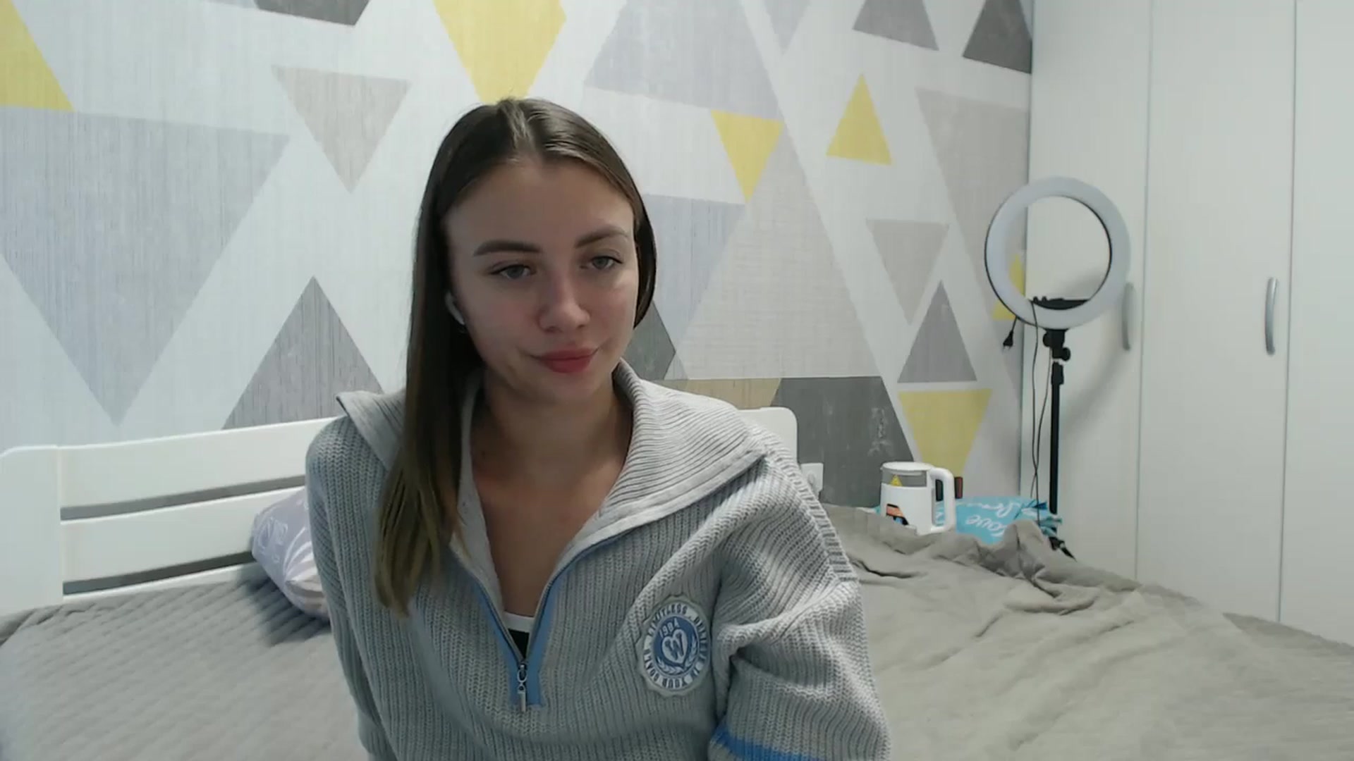 Gallery image thumbnail from Sulfate0's myfreecams stream on, 10/13/2025, 10:16 image 9 of 20