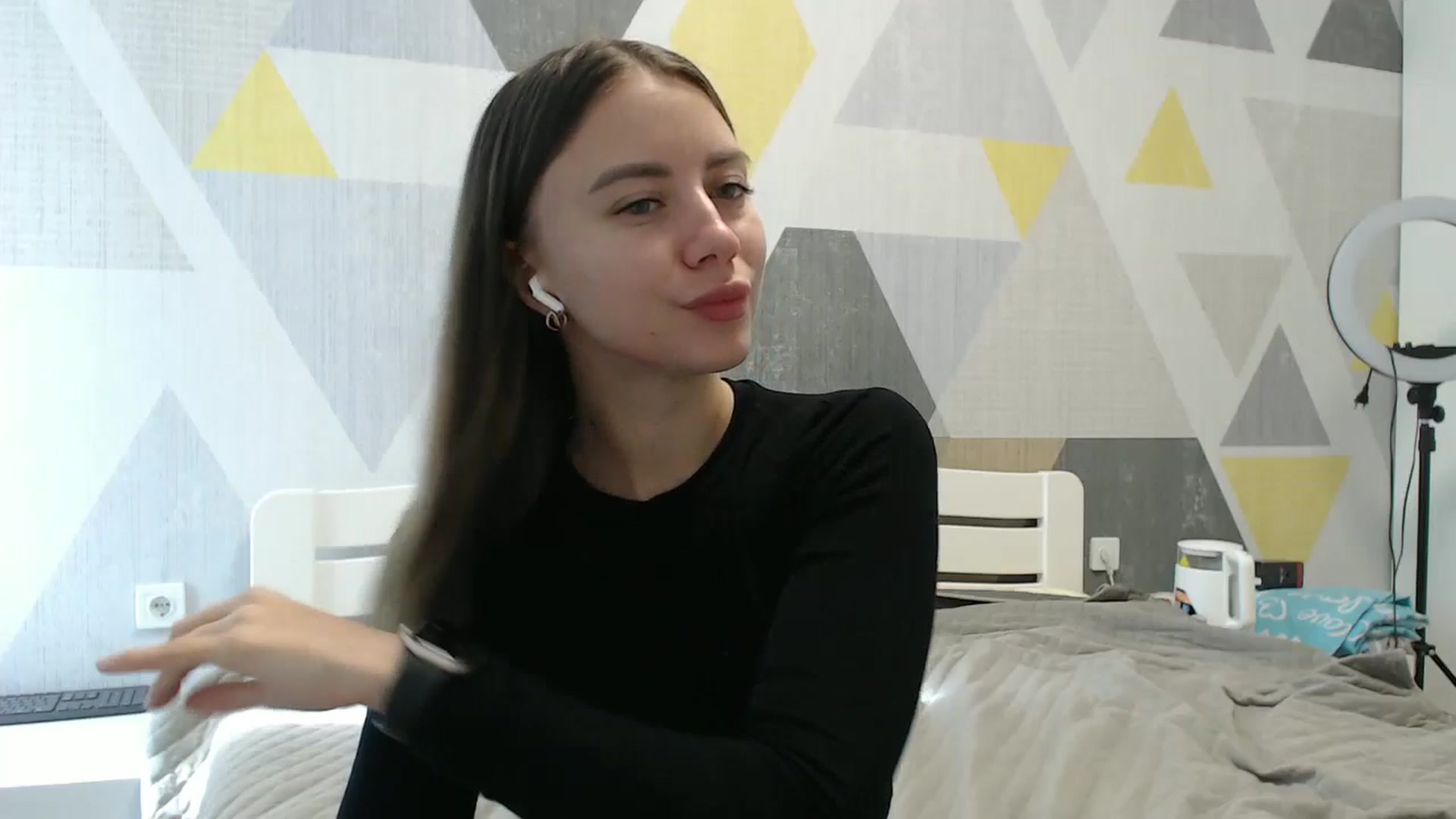 Gallery image thumbnail from Sulfate0's myfreecams stream on, 10/14/2025, 10:58 image 2 of 20