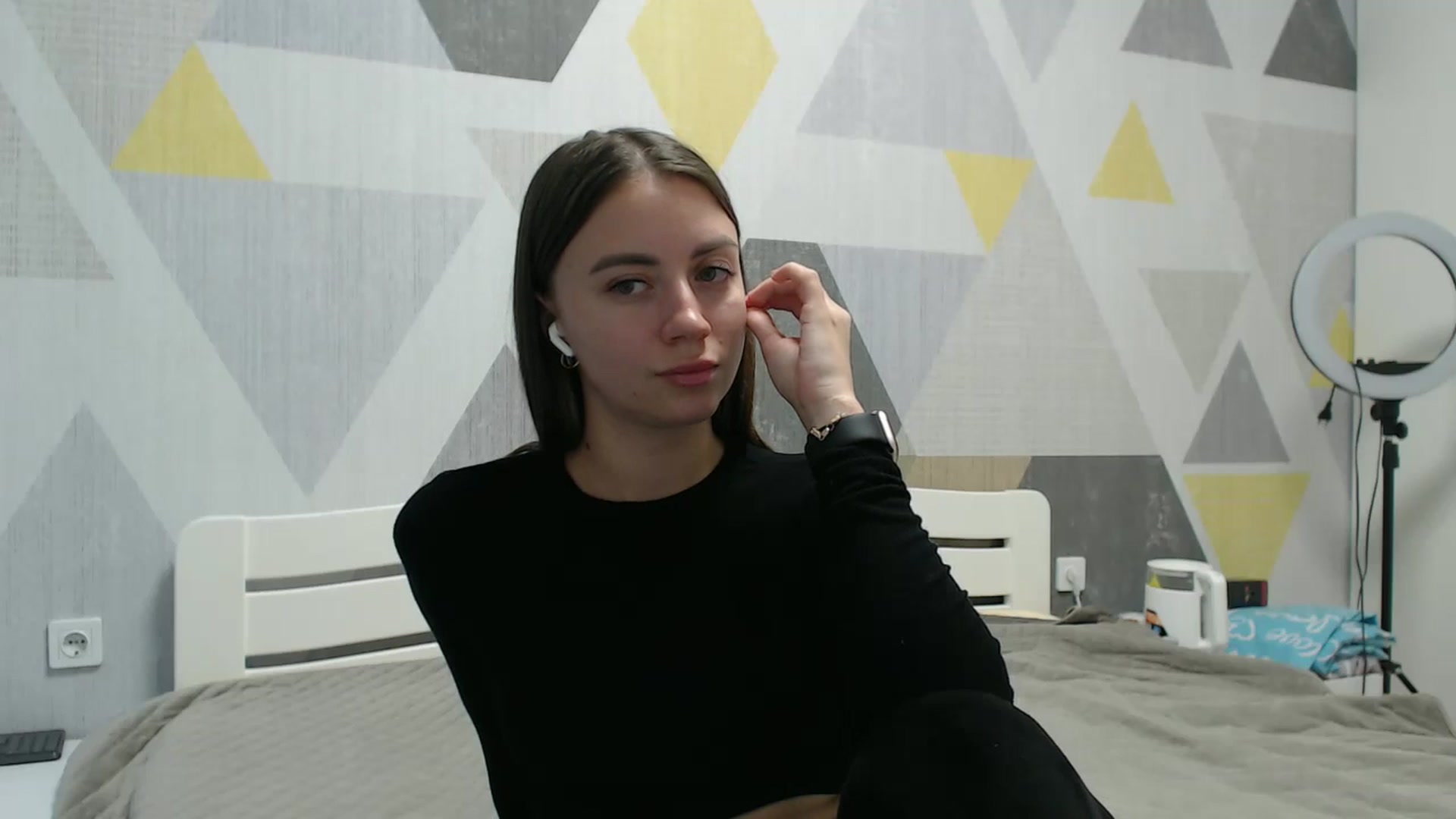 Gallery image thumbnail from Sulfate0's myfreecams stream on, 10/14/2025, 13:02 image 18 of 20