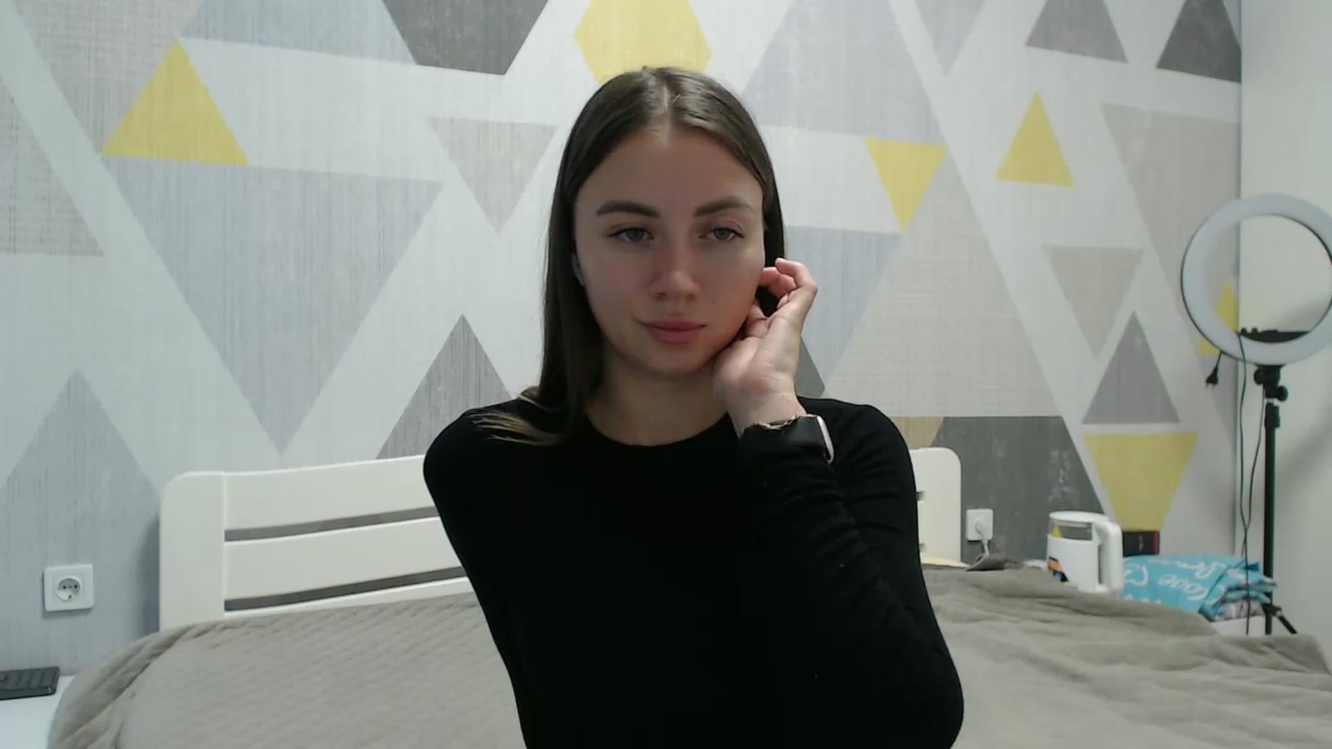 Gallery image thumbnail from Sulfate0's myfreecams stream on, 10/14/2025, 13:02 image 17 of 20