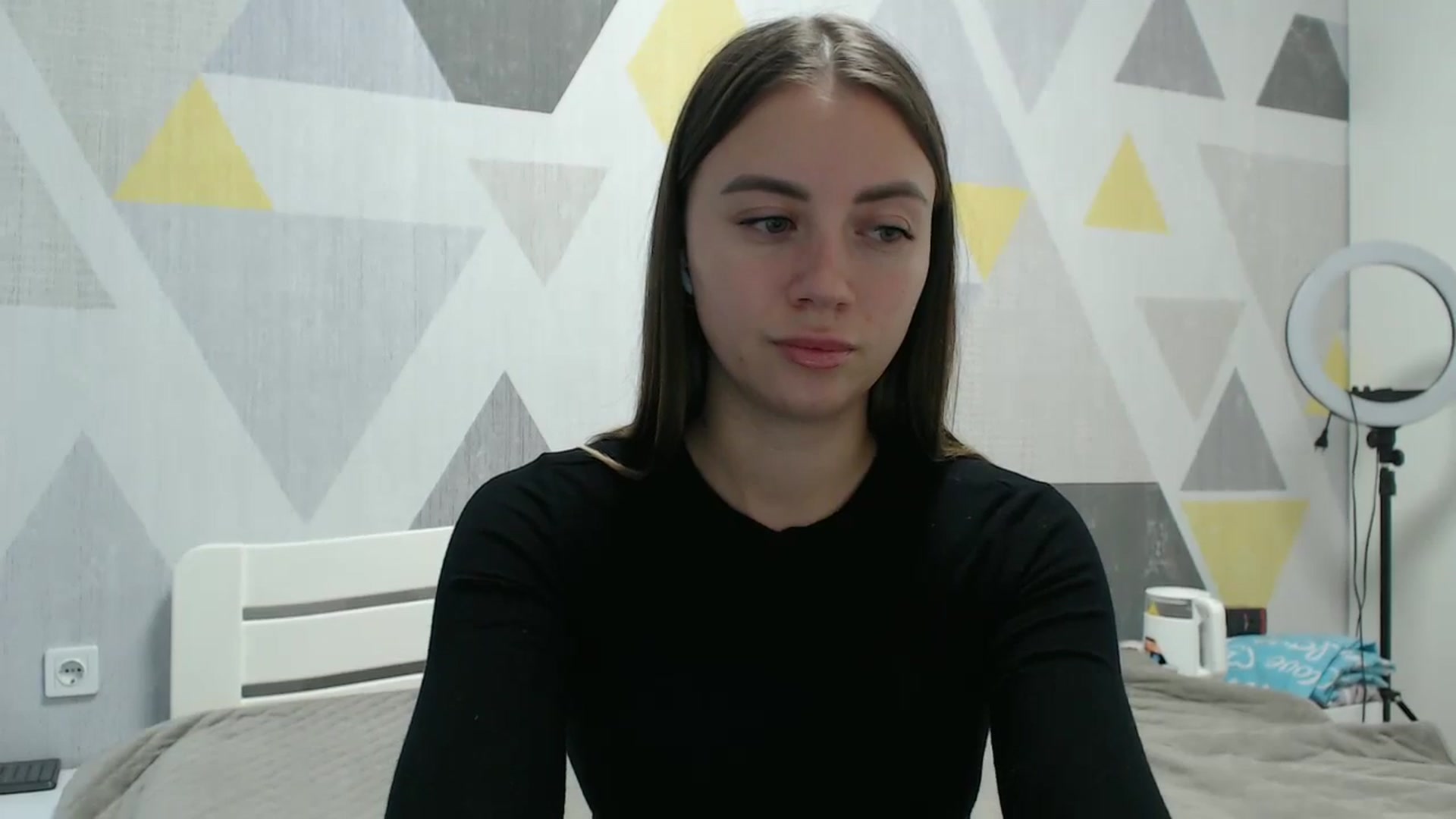 Gallery image thumbnail from Sulfate0's myfreecams stream on, 10/14/2025, 13:34 image 10 of 20