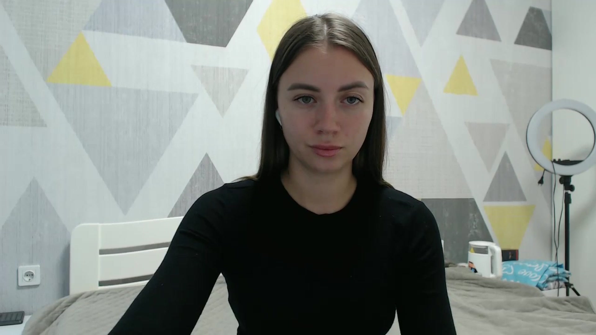 Gallery image thumbnail from Sulfate0's myfreecams stream on, 10/14/2025, 13:34 image 8 of 20