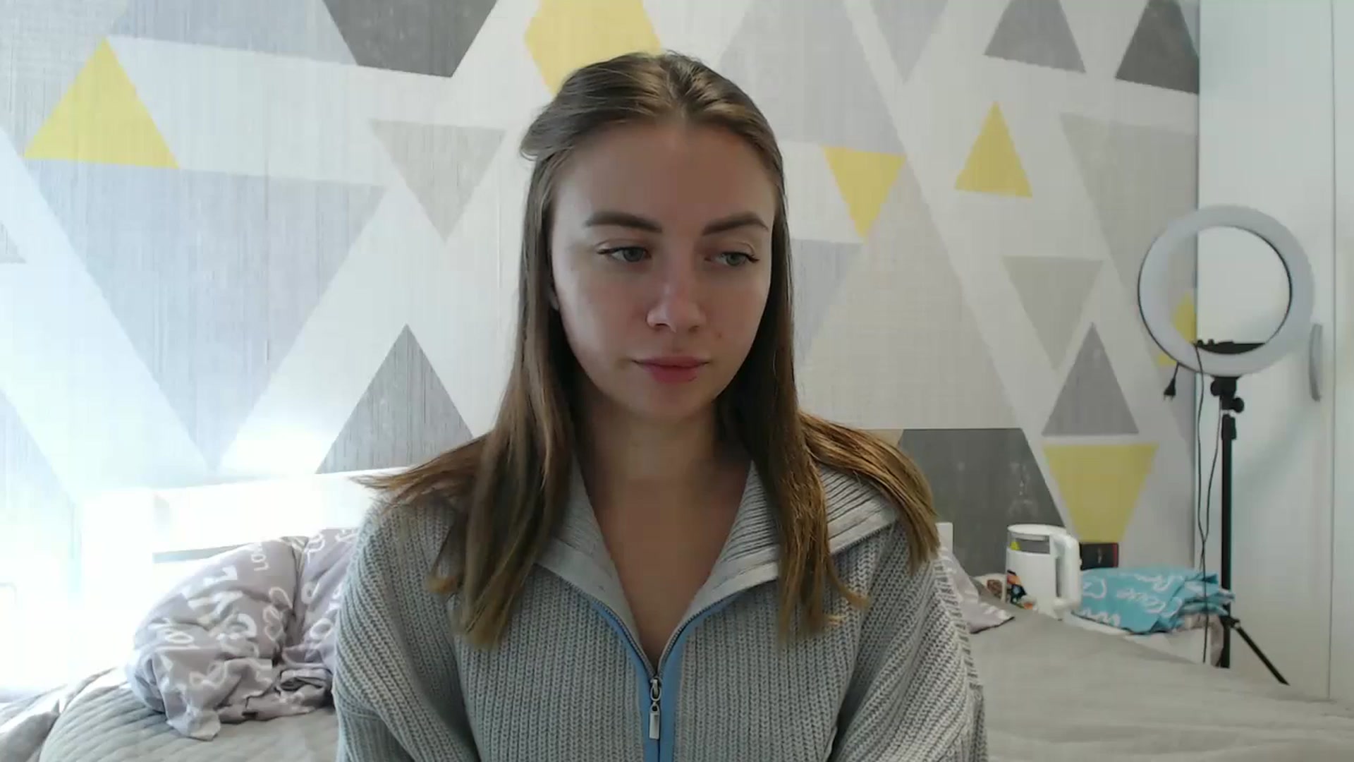 Gallery image thumbnail from Sulfate0's myfreecams stream on, 10/15/2025, 10:00 image 14 of 20