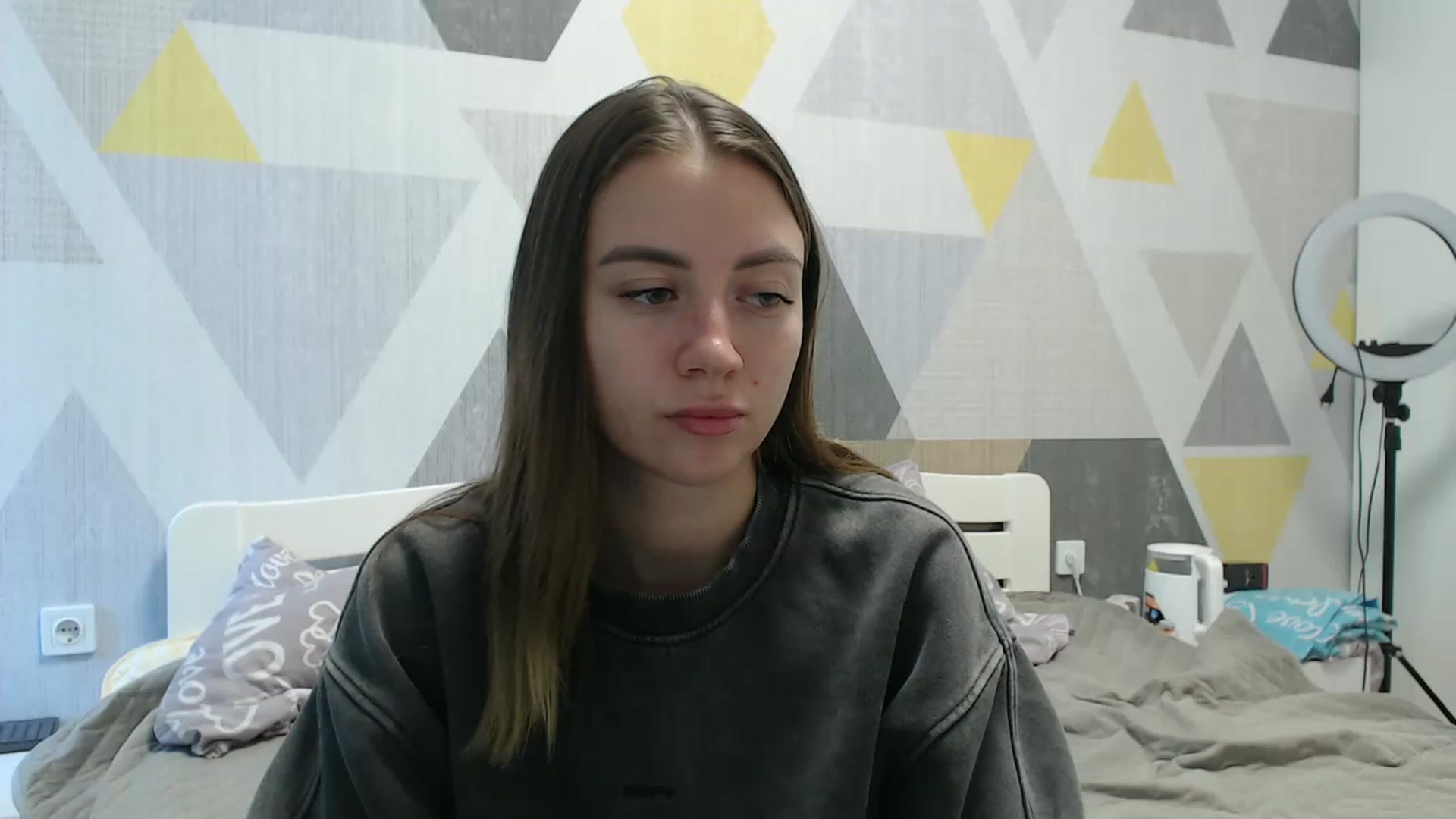 Gallery image thumbnail from Sulfate0's myfreecams stream on, 10/16/2025, 08:30 image 19 of 20